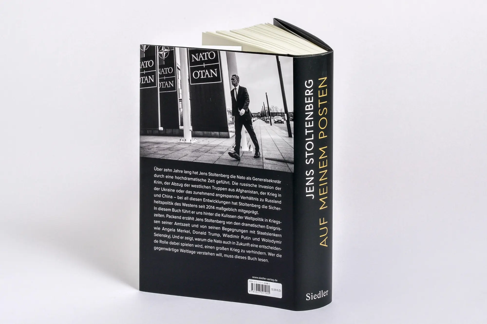 Bild: 9783827501905 | AUF MEINEM POSTEN | Jens Stoltenberg | Buch | 528 S. | Deutsch | 2025