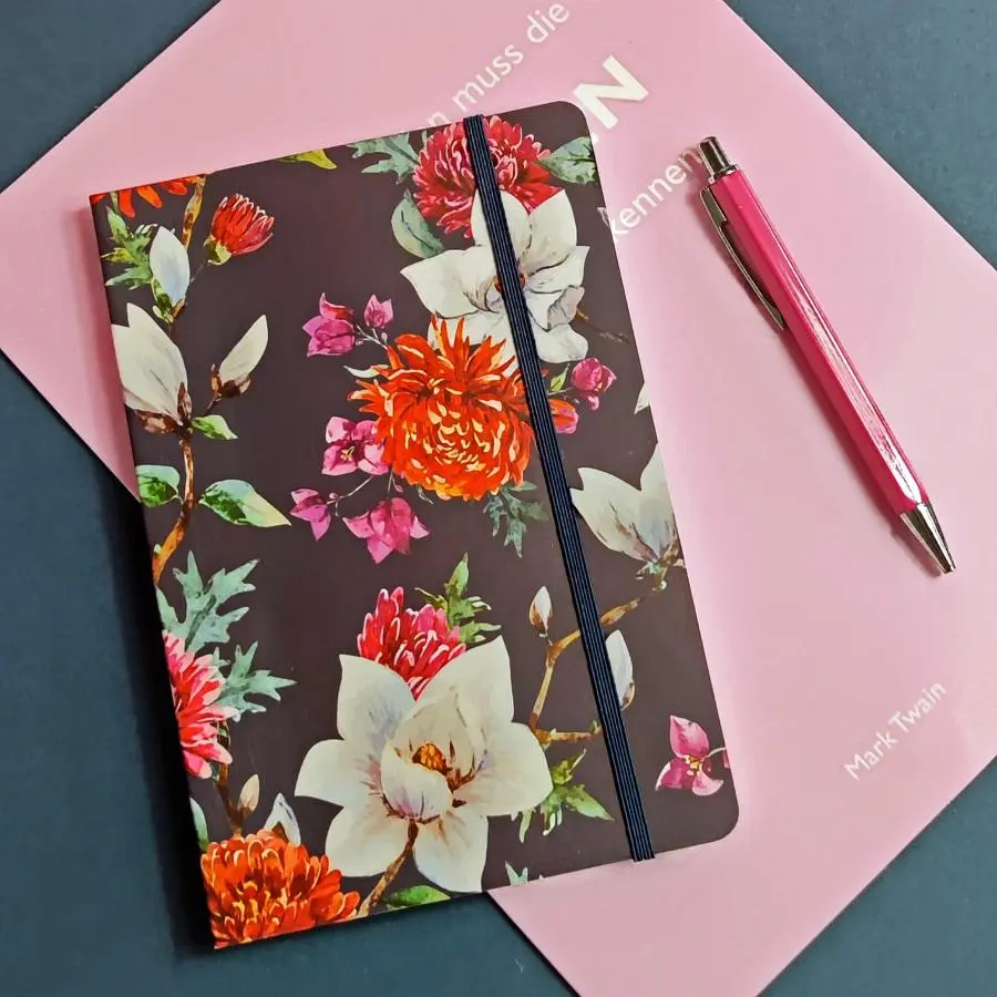 Bild: 4048809024205 | Notizbuch A5 Chrysantheme | Deutsch | 2023 | CEDON MuseumsShops GmbH