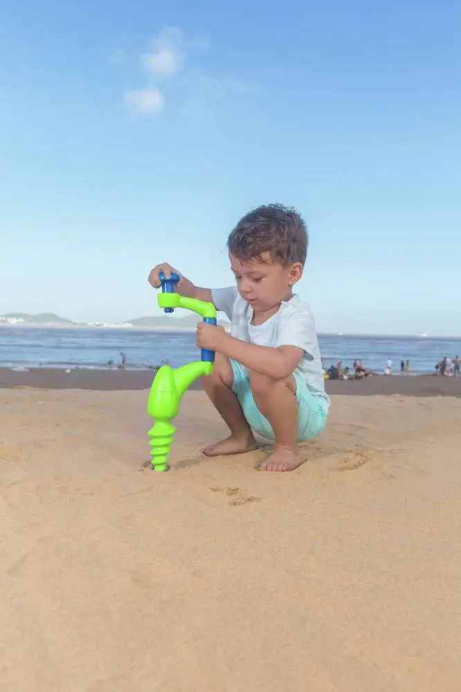 Bild: 6943478005105 | Hape Sandbohrer, grün | Karton | E4012 | 2022 | Toynamics Europe