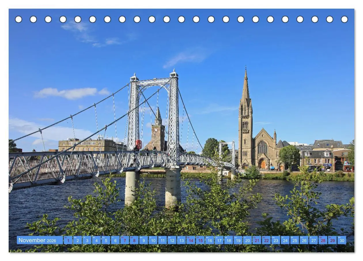 Bild: 9783457575505 | Inverness (Tischkalender 2026 DIN A5 quer), CALVENDO Monatskalender
