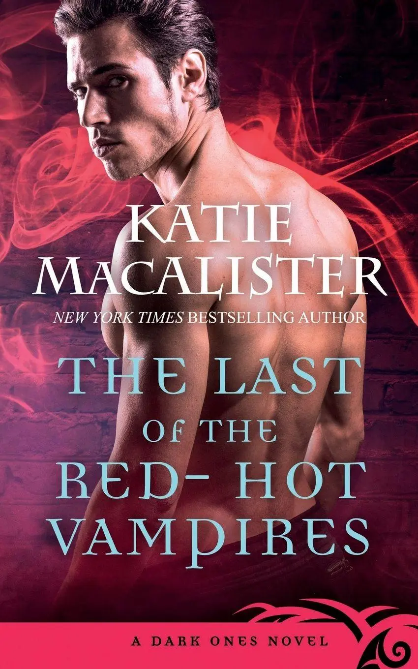 Cover: 9781952737305 | The Last of the Red-Hot Vampires | Katie MacAlister | Taschenbuch