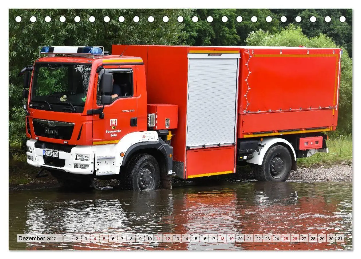 Bild: 9783569787605 | Feuerwehrfahrzeuge (Tischkalender 2027 DIN A5 quer), CALVENDO...