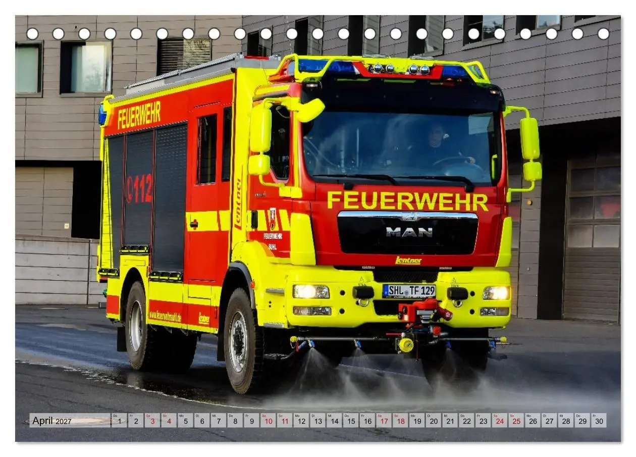 Bild: 9783569787605 | Feuerwehrfahrzeuge (Tischkalender 2027 DIN A5 quer), CALVENDO...