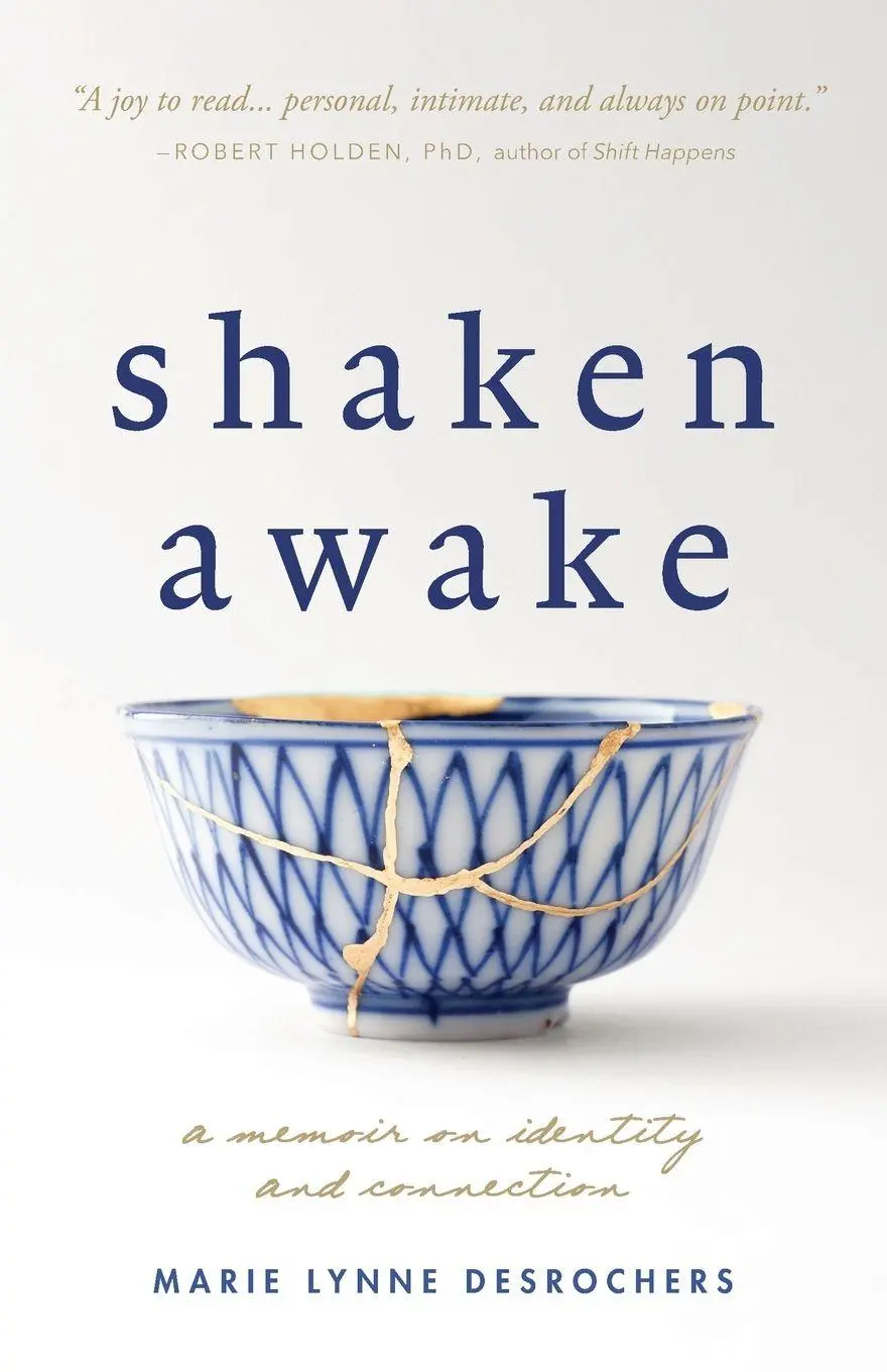 Cover: 9782982457805 | Shaken Awake | A Memoir on Identity and Connection | Desrochers | Buch