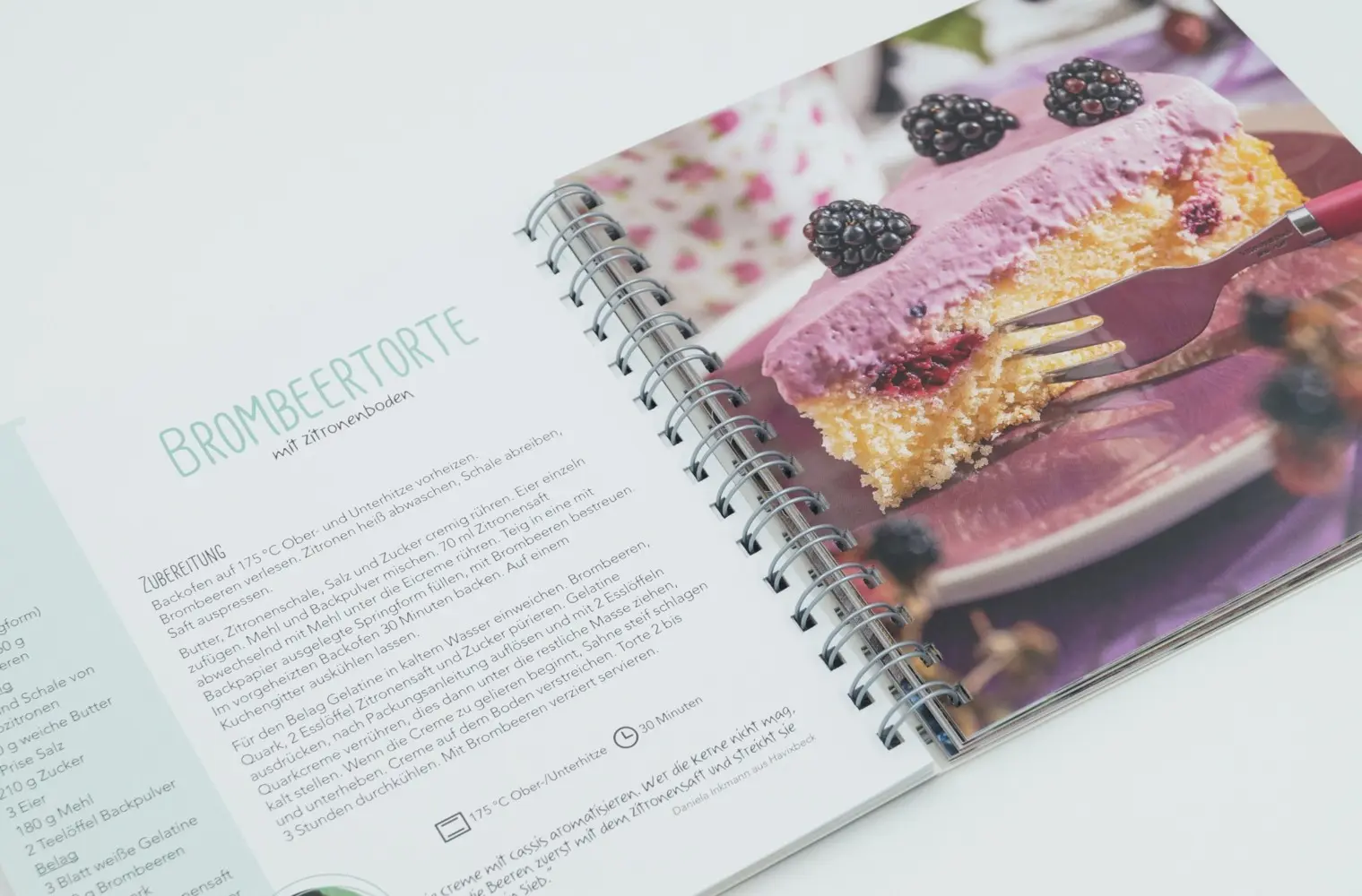 Bild: 9783784357805 | Kuchen, Torten, Teilchen | Landleben | Taschenbuch | Spiralbindung