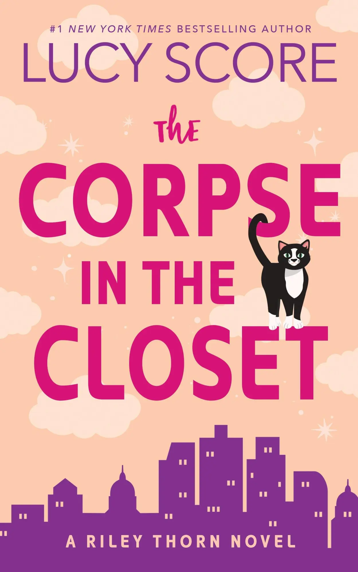 Cover: 9781464249105 | The Corpse in the Closet | Lucy Score | Taschenbuch | Riley Thorn