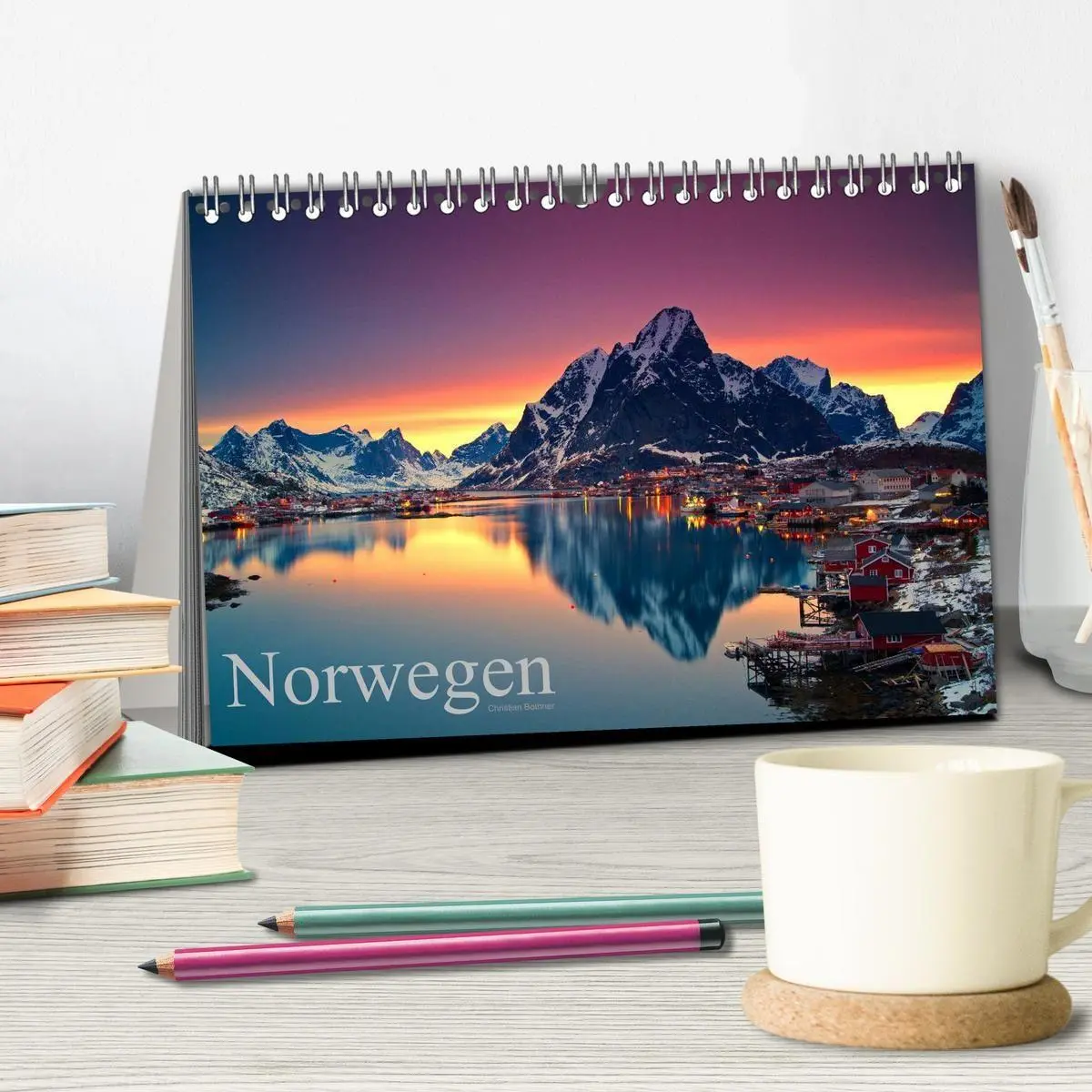 Bild: 9783594219805 | Norwegen (Tischkalender 2027 DIN A5 quer), CALVENDO Monatskalender