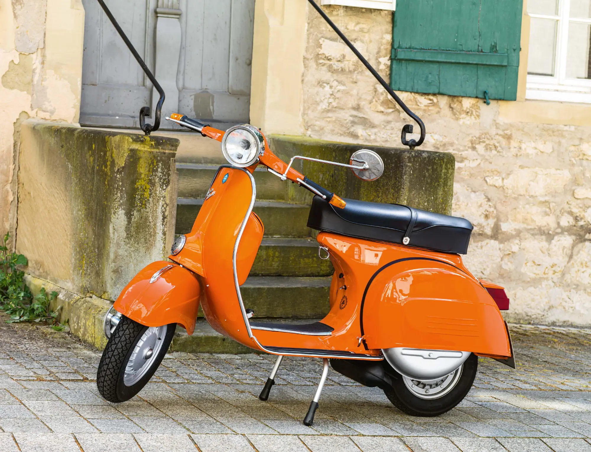 Bild: 9783690190206 | Kalender Vespa 2026 Eintragkalender | Kult-Roller Italien Wandkalender