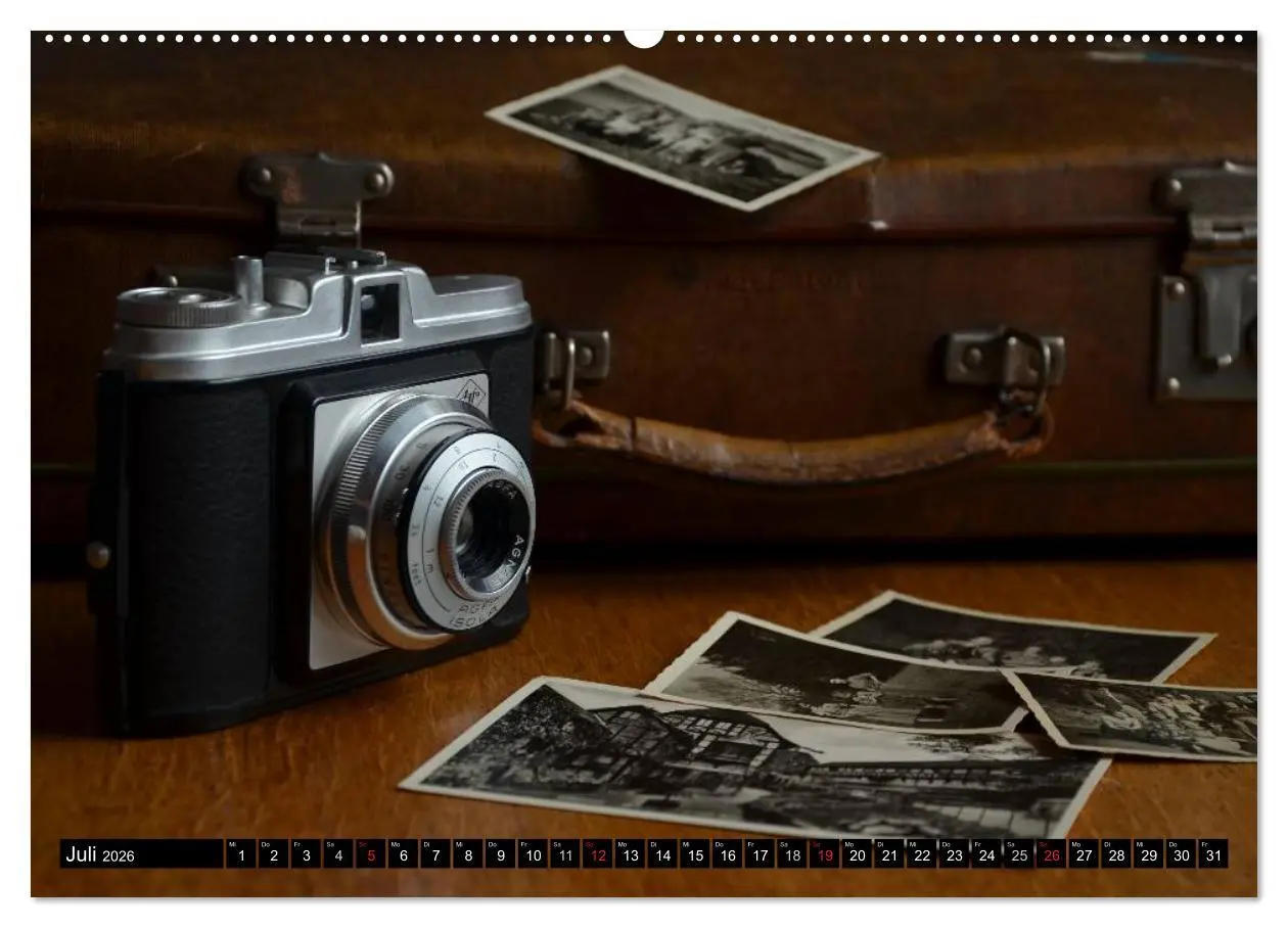 Bild: 9783516022506 | Historische Fotoapparate (Wandkalender 2026 DIN A2 quer), CALVENDO...