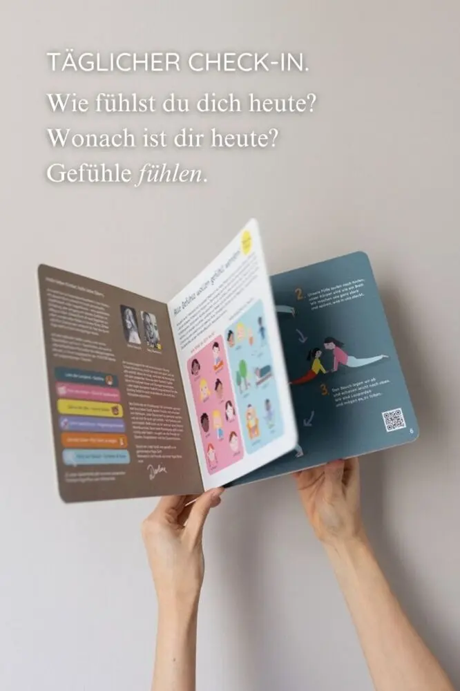 Bild: 9783982792606 | Yoga Buch - Löwenmut &amp; Einhornzauber | Darline Waschat | Buch | 2026