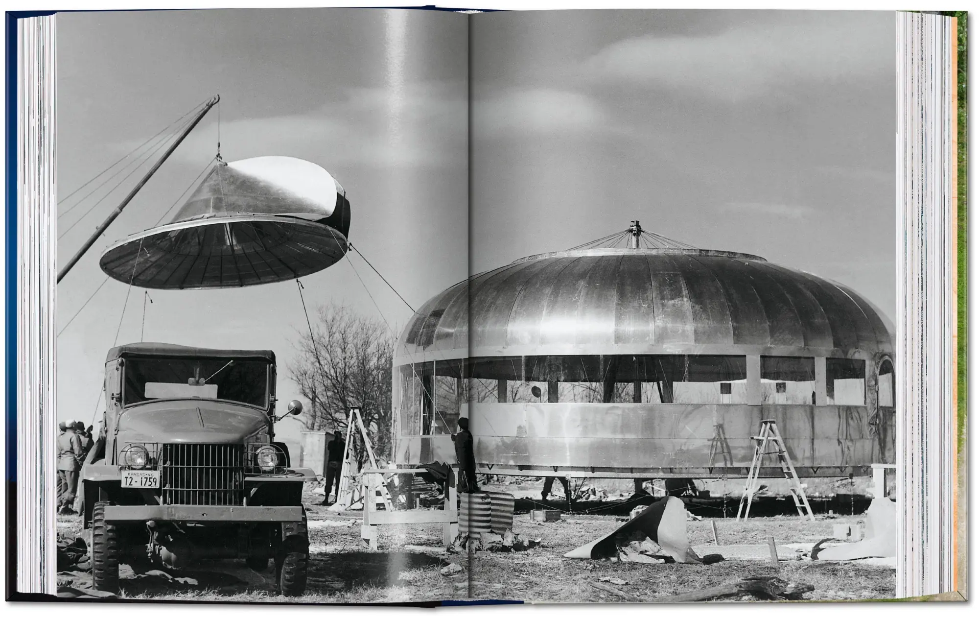 Bild: 9783754404706 | Prefab Houses | 45th Ed. | Arnt Cobbers (u. a.) | Buch | 45th Edition