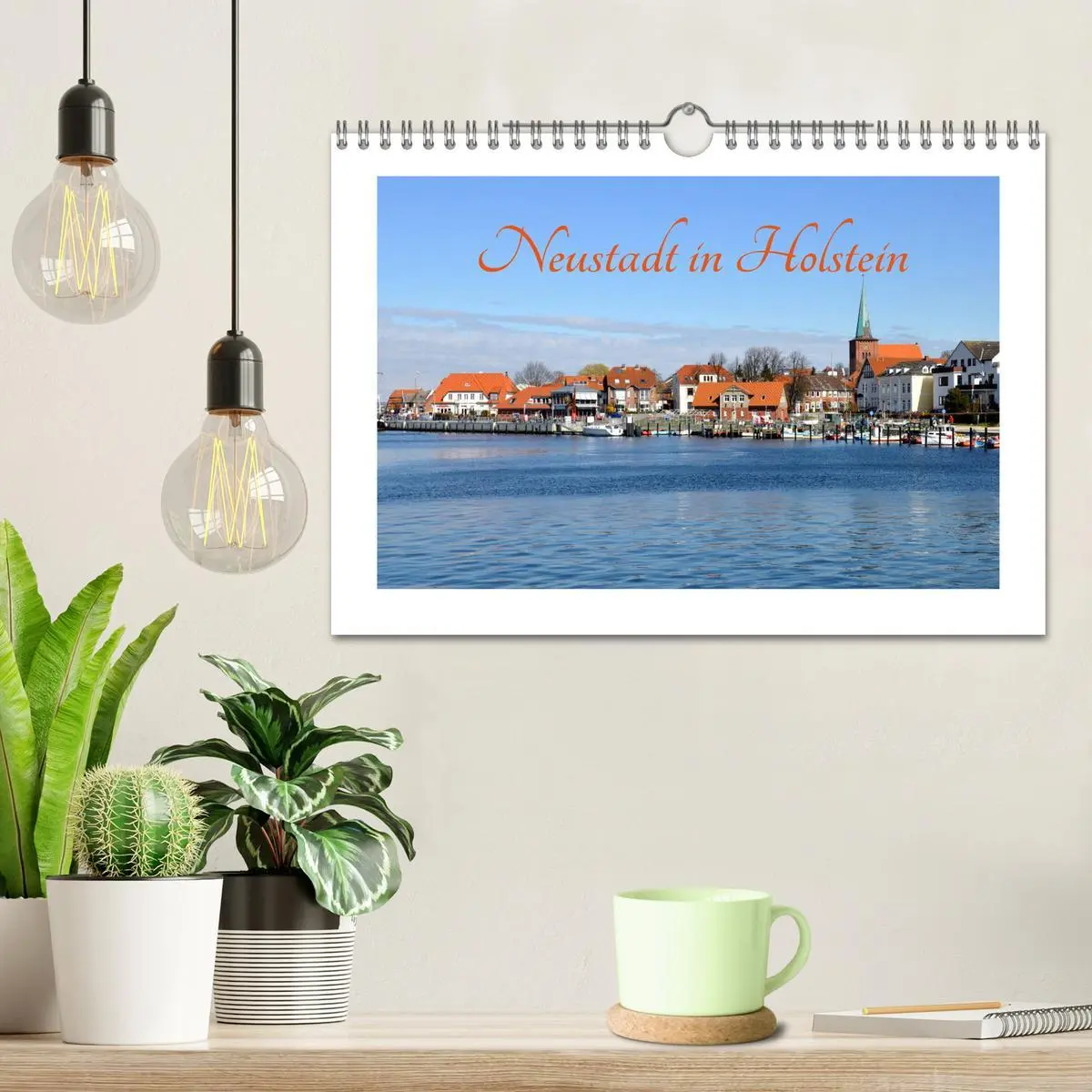 Bild: 9783457895306 | Neustadt in Holstein - Charmante Stadt am Meer (Wandkalender 2026...