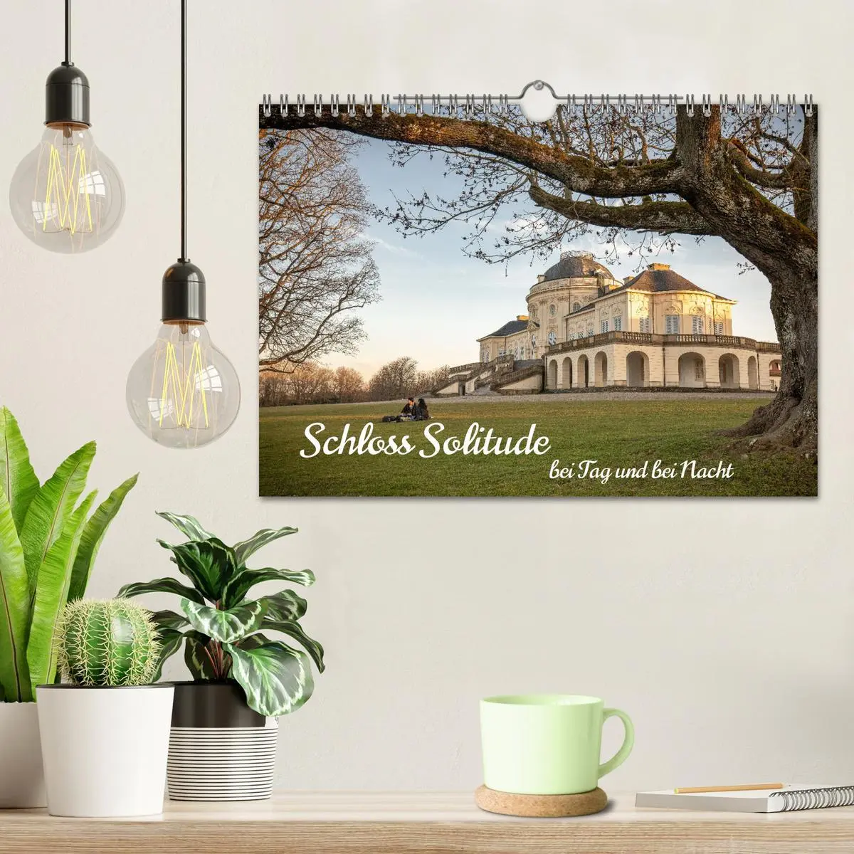Bild: 9783457286906 | Schloss Solitude bei Tag und bei Nacht (Wandkalender 2026 DIN A4...