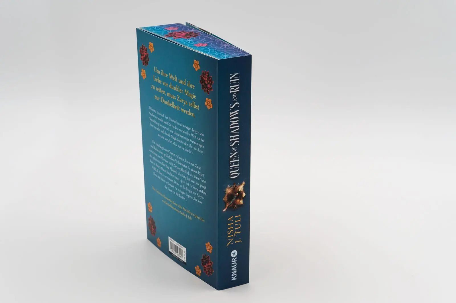 Bild: 9783426560907 | Queen of Shadows and Ruin | Nisha J. Tuli | Taschenbuch | 480 S.