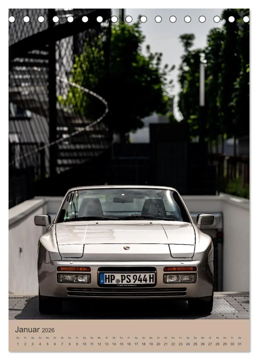 Bild: 9783516362107 | Porsche 944 - Fine Art (Tischkalender 2026 DIN A5 hoch), CALVENDO...