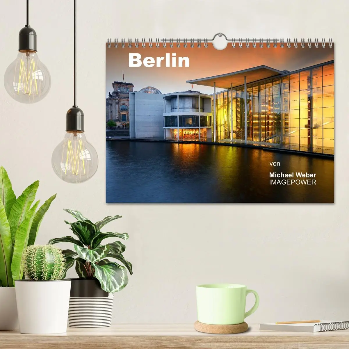 Bild: 9783516192407 | Berlin (Wandkalender 2026 DIN A4 quer), CALVENDO Monatskalender | 2026