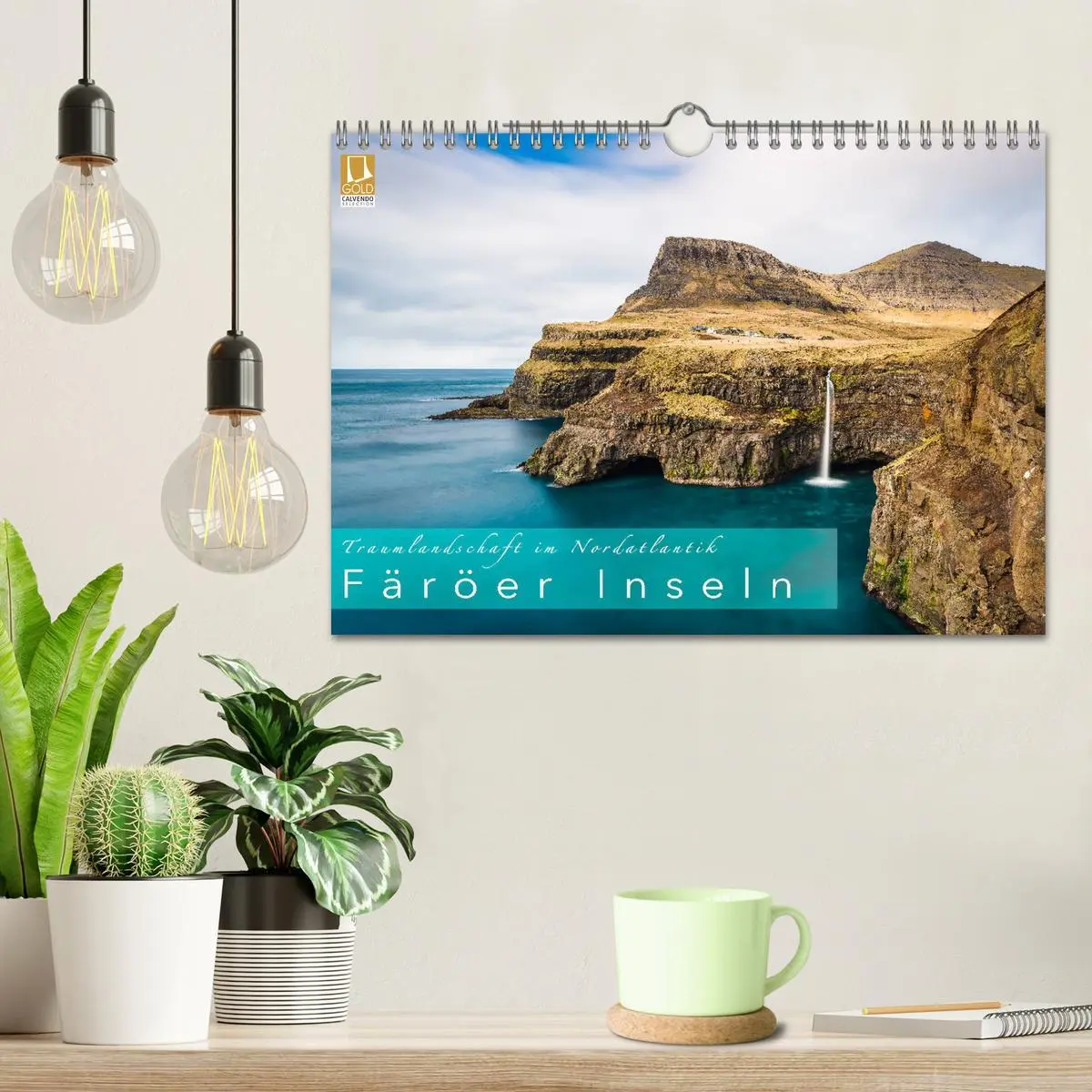 Bild: 9783457812907 | Traumlandschaft im Nordatlantik. Färöer Inseln (Wandkalender 2026...