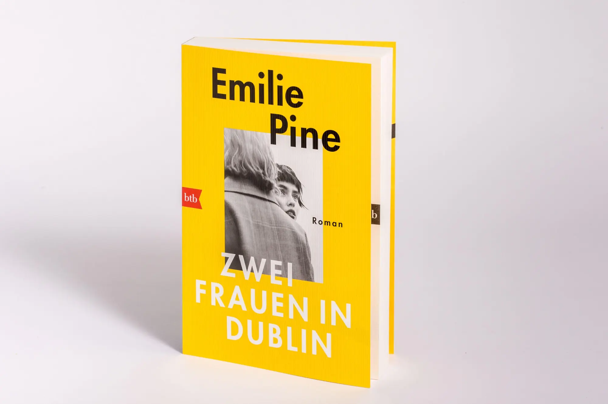 Bild: 9783442773107 | Zwei Frauen in Dublin | Roman | Emilie Pine | Taschenbuch | 304 S.