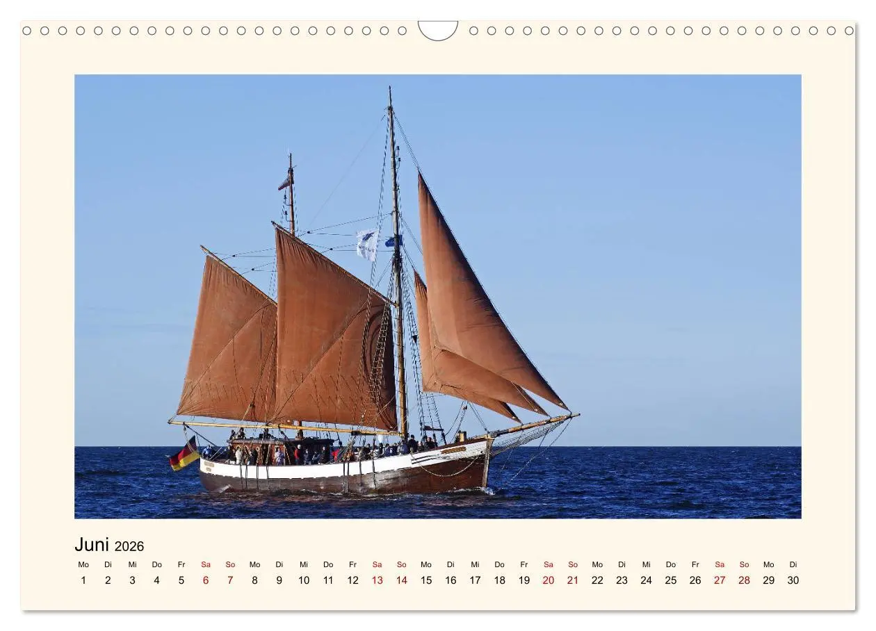 Bild: 9783457823507 | Unter vollen Segeln Traditionssegler auf der Ostsee (Wandkalender...