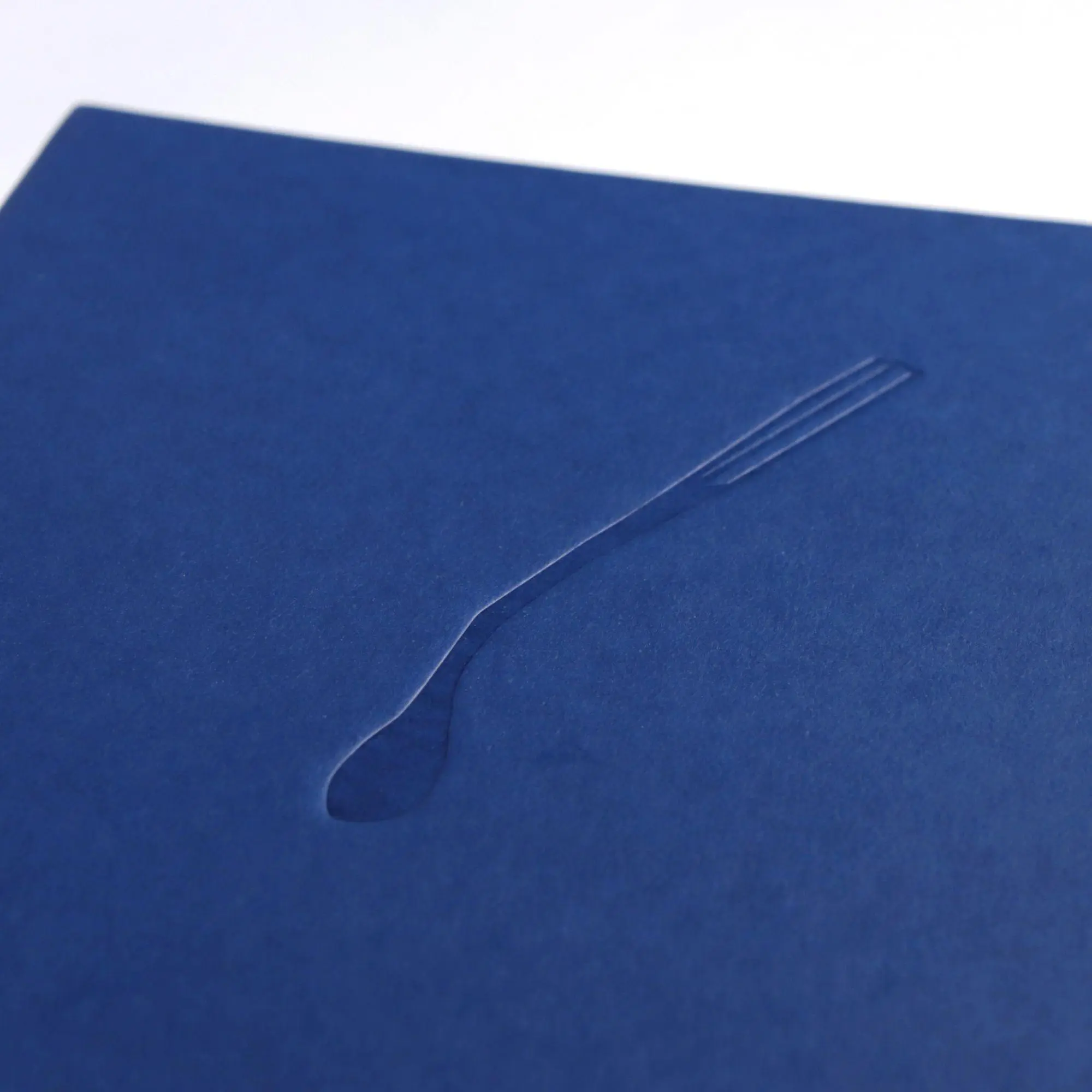 Bild: 9783423285407 | Solange ein Streichholz brennt | Christian Huber | Buch | 352 S.