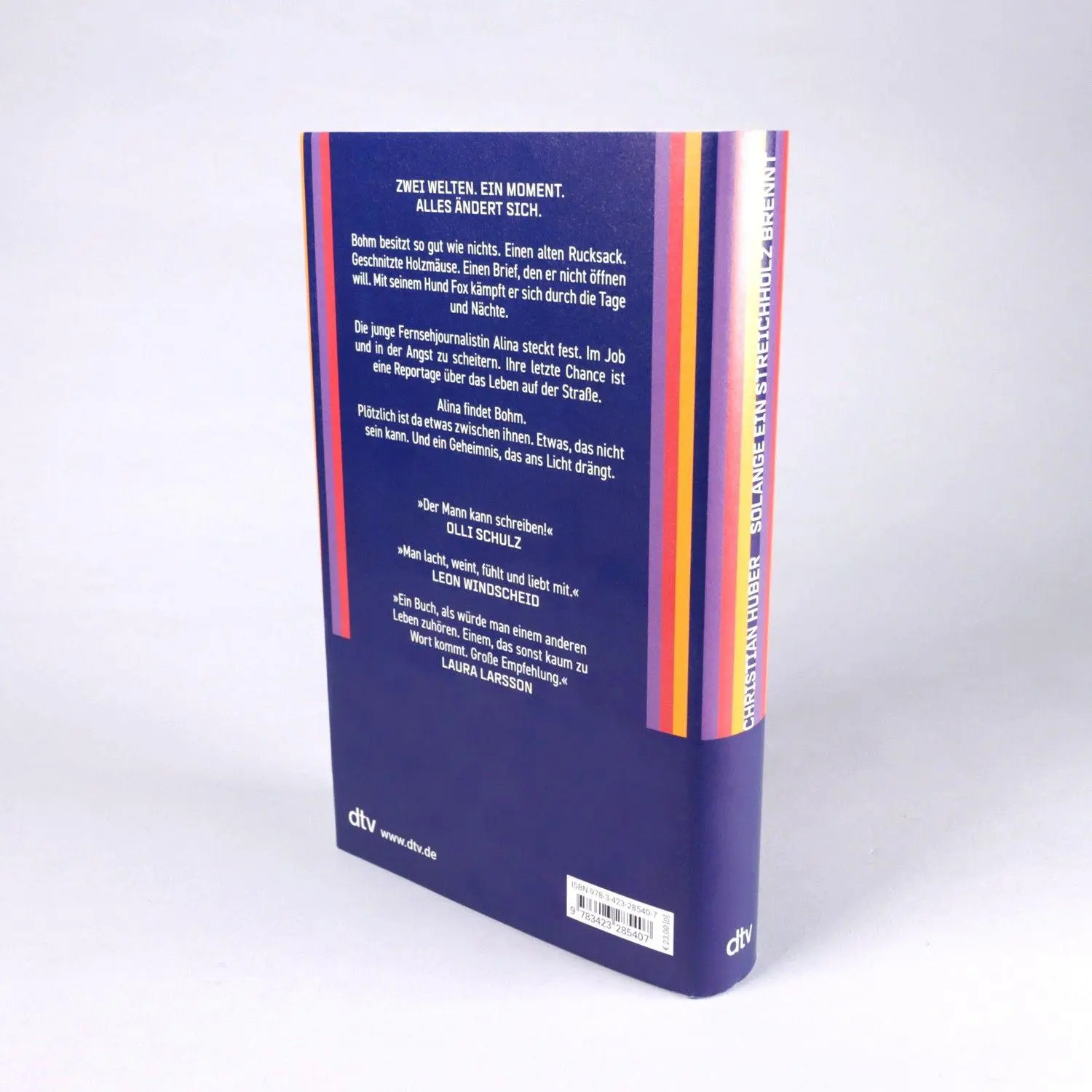 Bild: 9783423285407 | Solange ein Streichholz brennt | Christian Huber | Buch | 352 S.