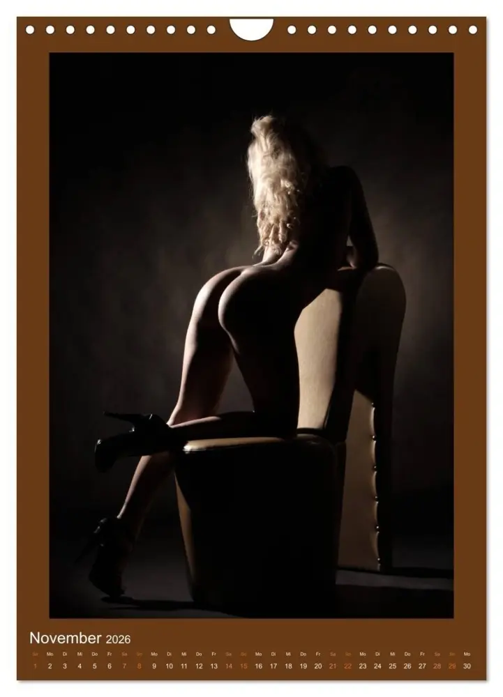 Bild: 9783516415407 | golden blond - Blondes Gift in Perfektion (Wandkalender 2026 DIN A4...