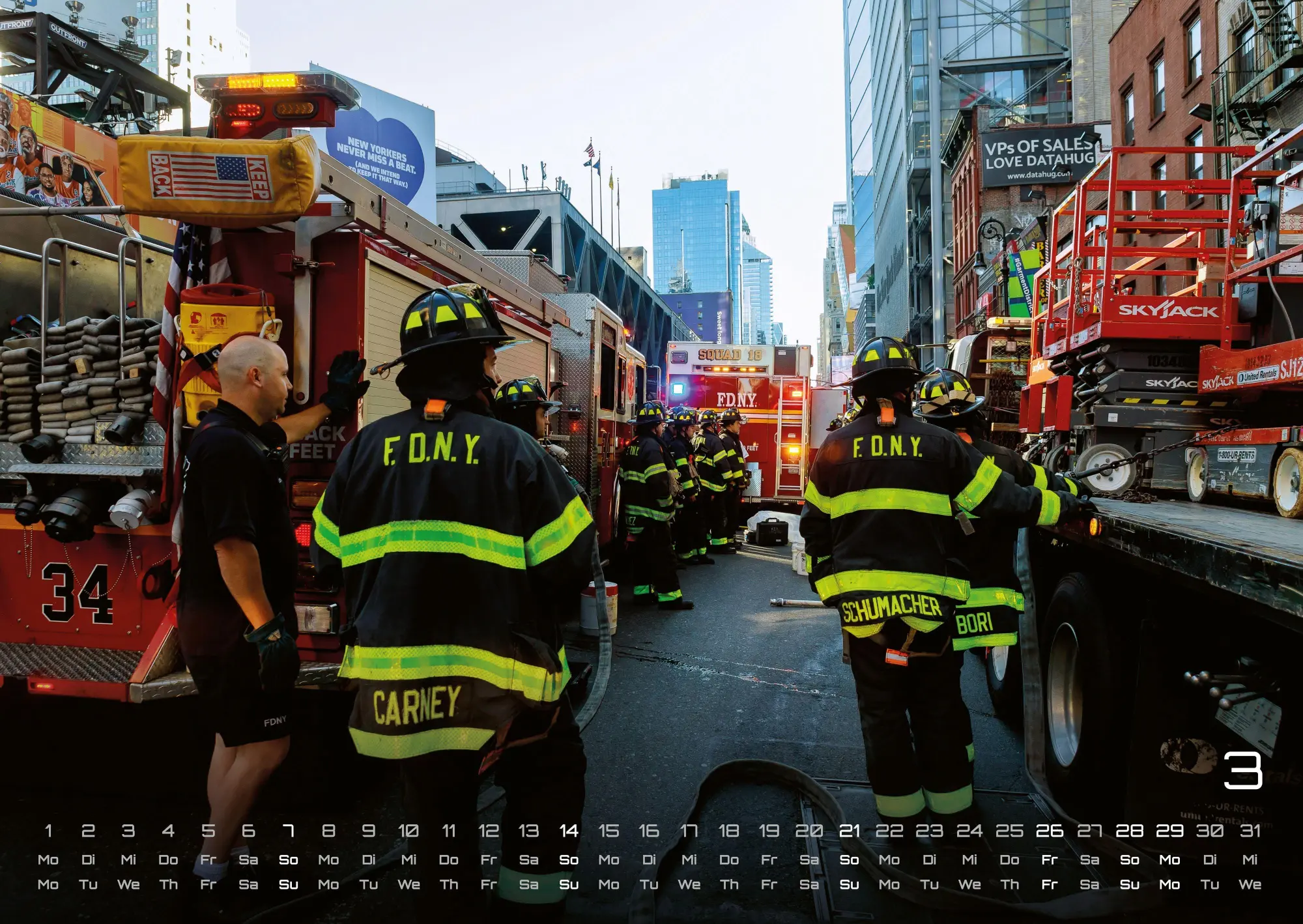 Bild: 9783986736507 | FIREFIGHTER - Retter in der Not - Feuerwehr - 2027 - Kalender DIN A2