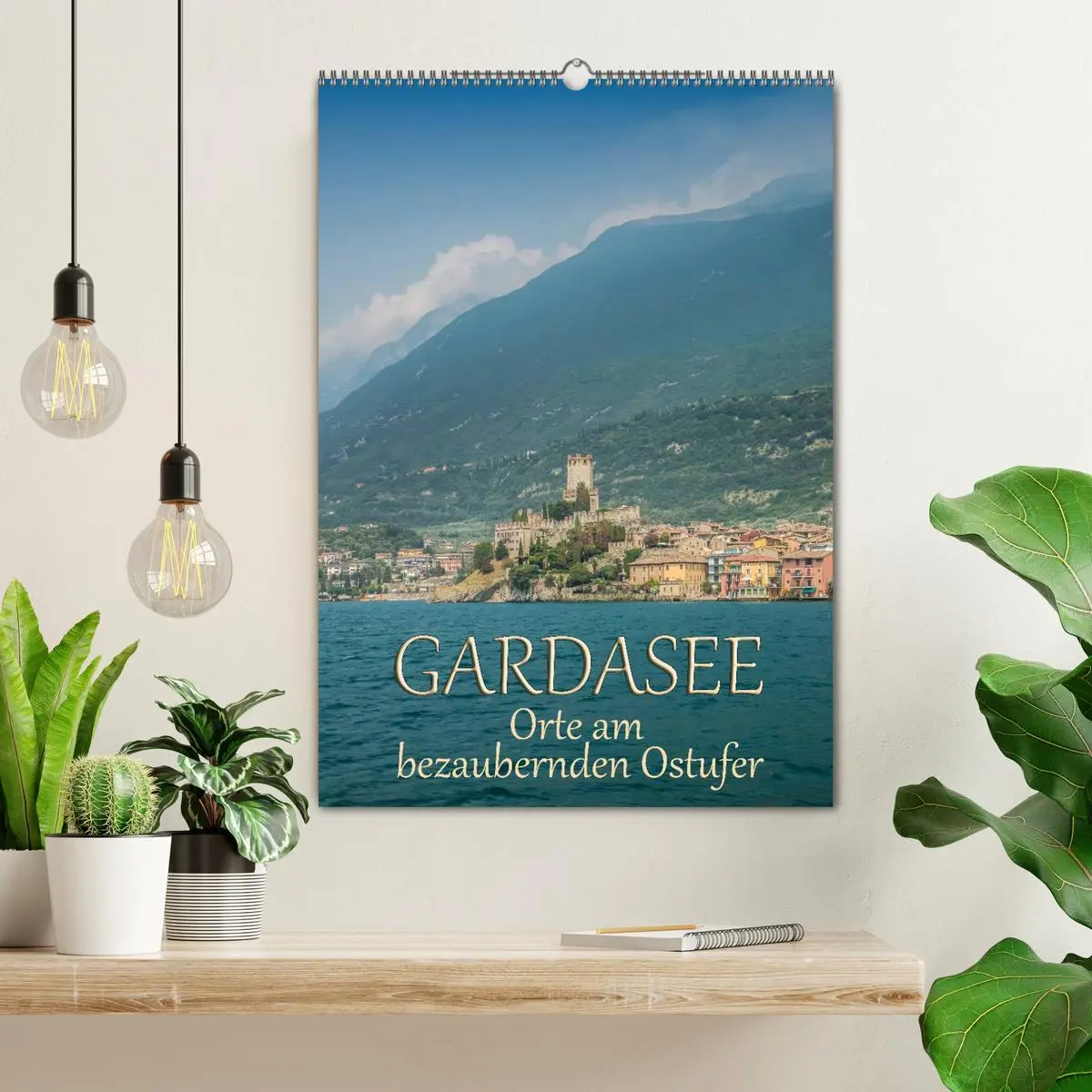 Bild: 9783516439007 | GARDASEE Orte am bezaubernden Ostufer (Wandkalender 2026 DIN A2...