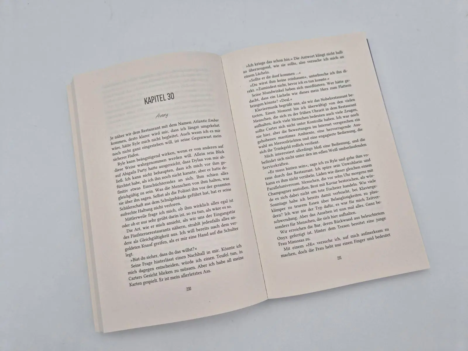 Bild: 9783492509107 | Liars all around me | Clara Blais | Taschenbuch | 368 S. | Deutsch