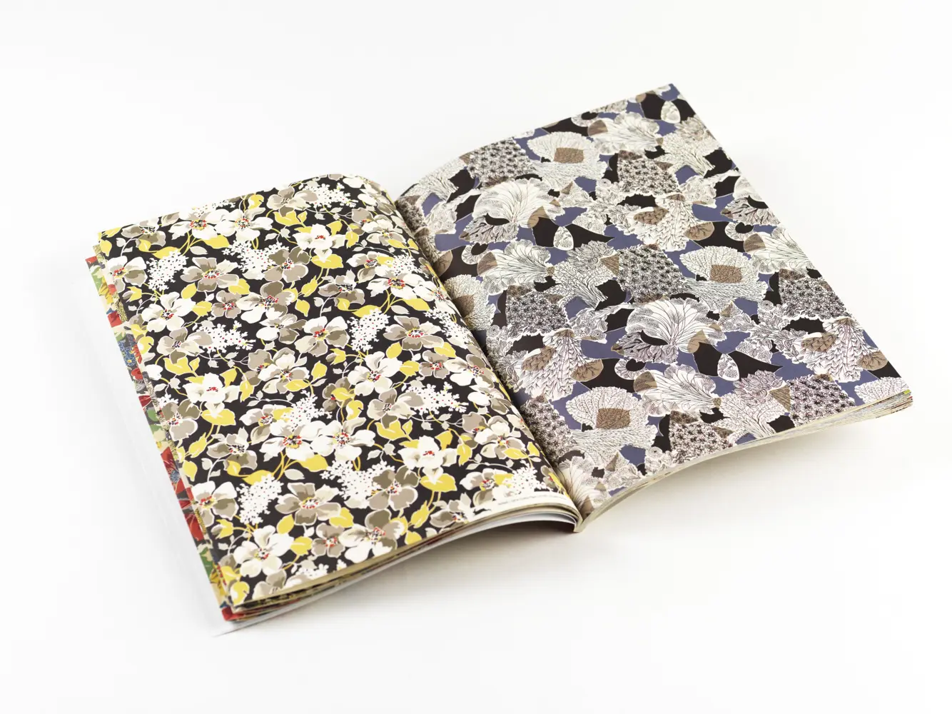 Bild: 9789460091308 | 1950s Flowers | Gift &amp; Creative Paper Book Vol. 108 | Pepin van Roojen