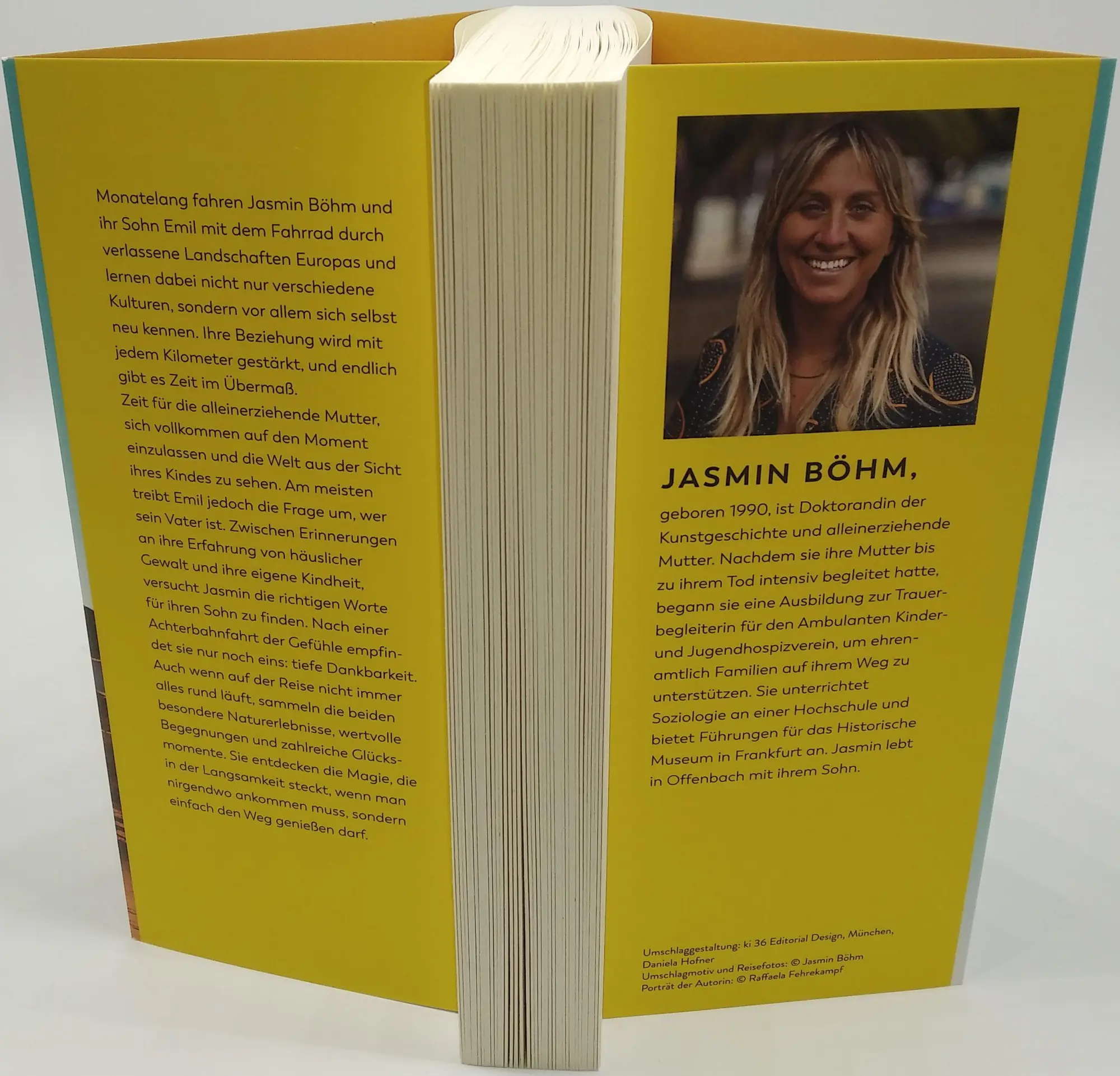 Bild: 9783424632408 | Hallo Glück, dich gibt's ja doch! | Jasmin Böhm | Taschenbuch | 320 S.