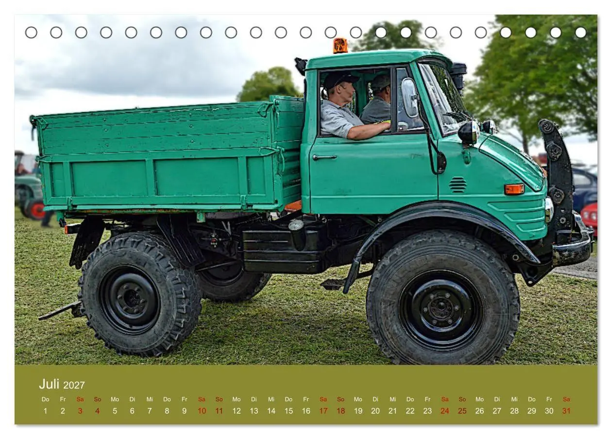 Bild: 9783569776708 | Ein Mythos mit Stern - das Universalmotorgerät (Tischkalender 2027...