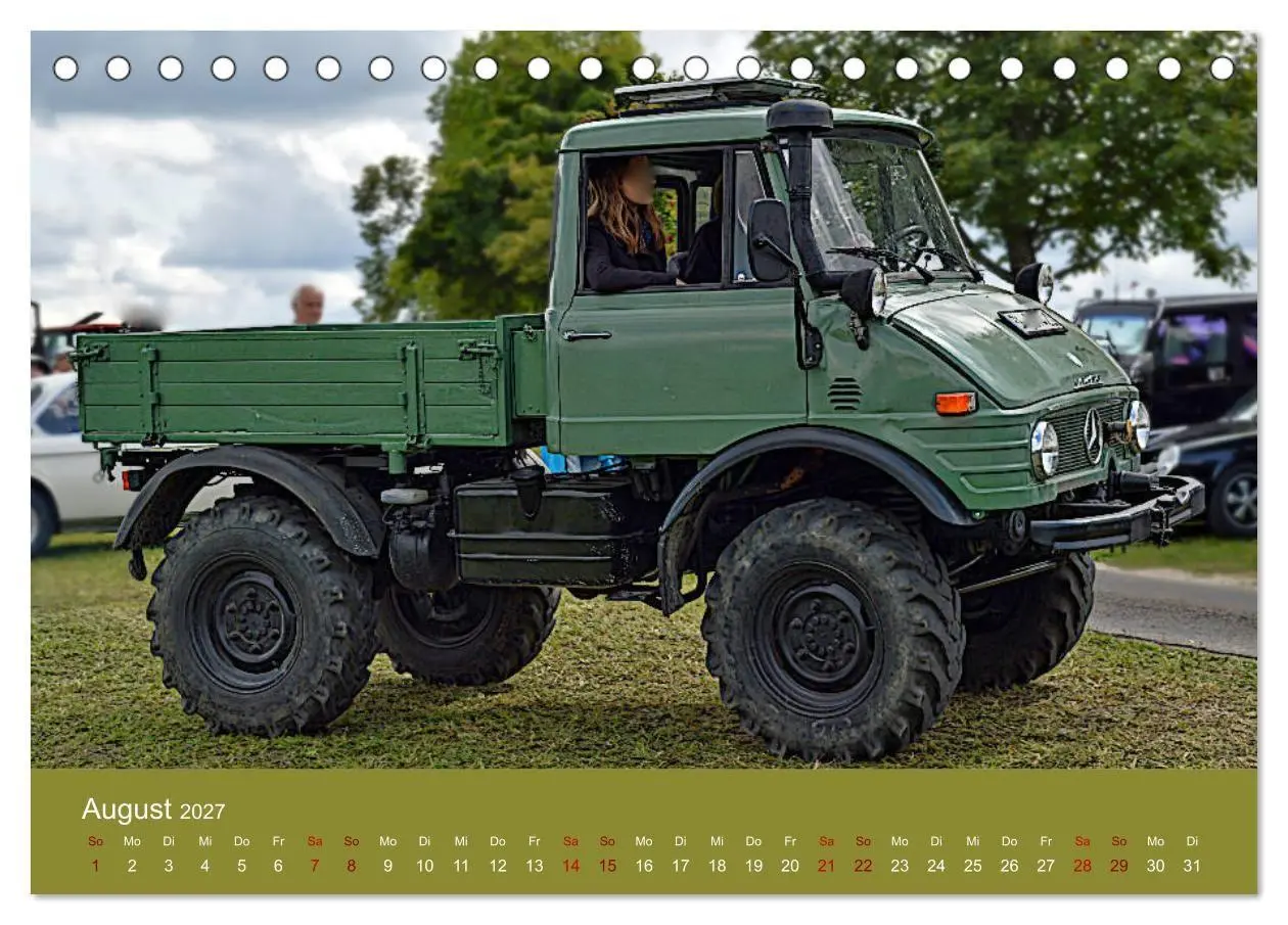 Bild: 9783569776708 | Ein Mythos mit Stern - das Universalmotorgerät (Tischkalender 2027...
