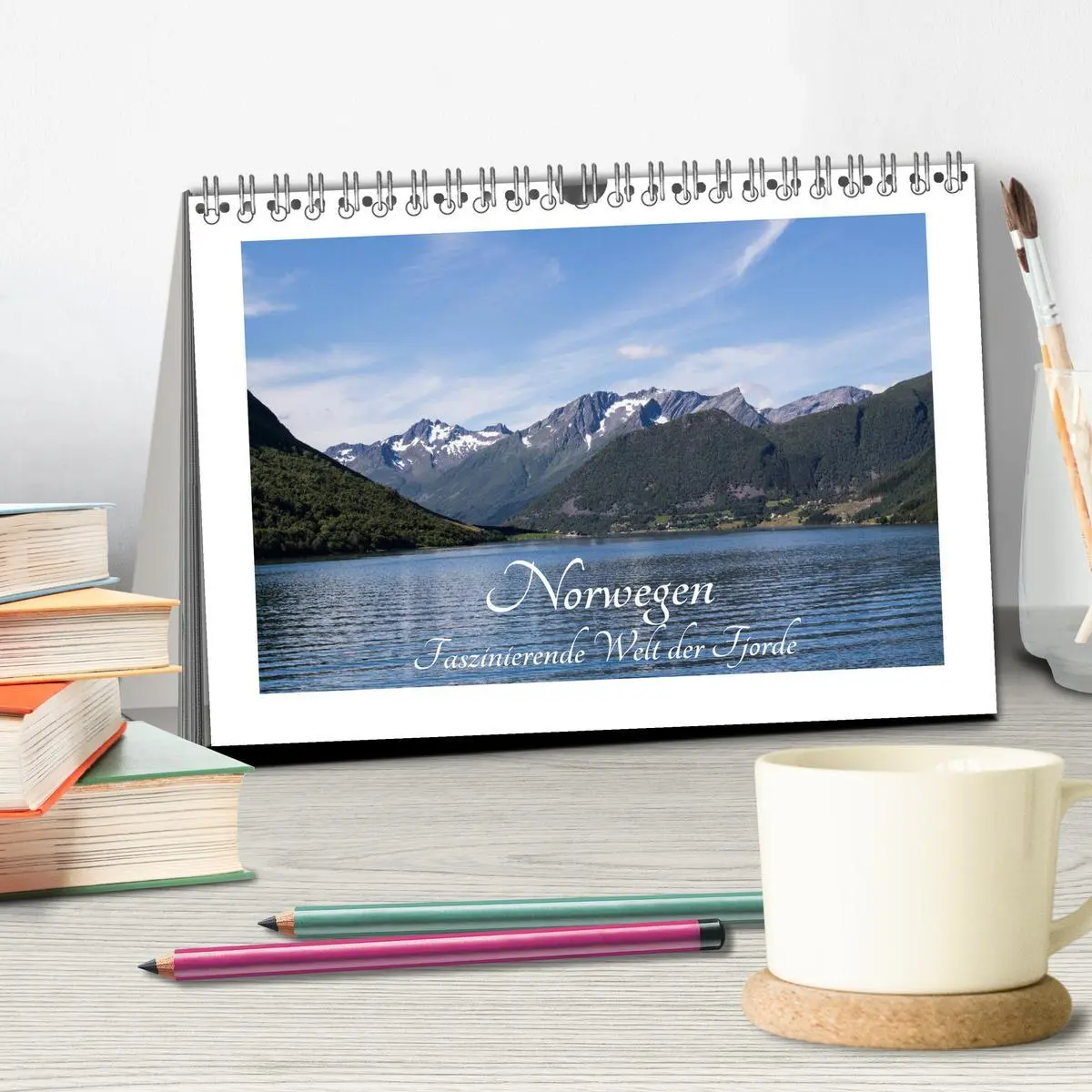 Bild: 9783457886908 | Norwegen - Faszinierende Welt der Fjorde (Tischkalender 2026 DIN A5...