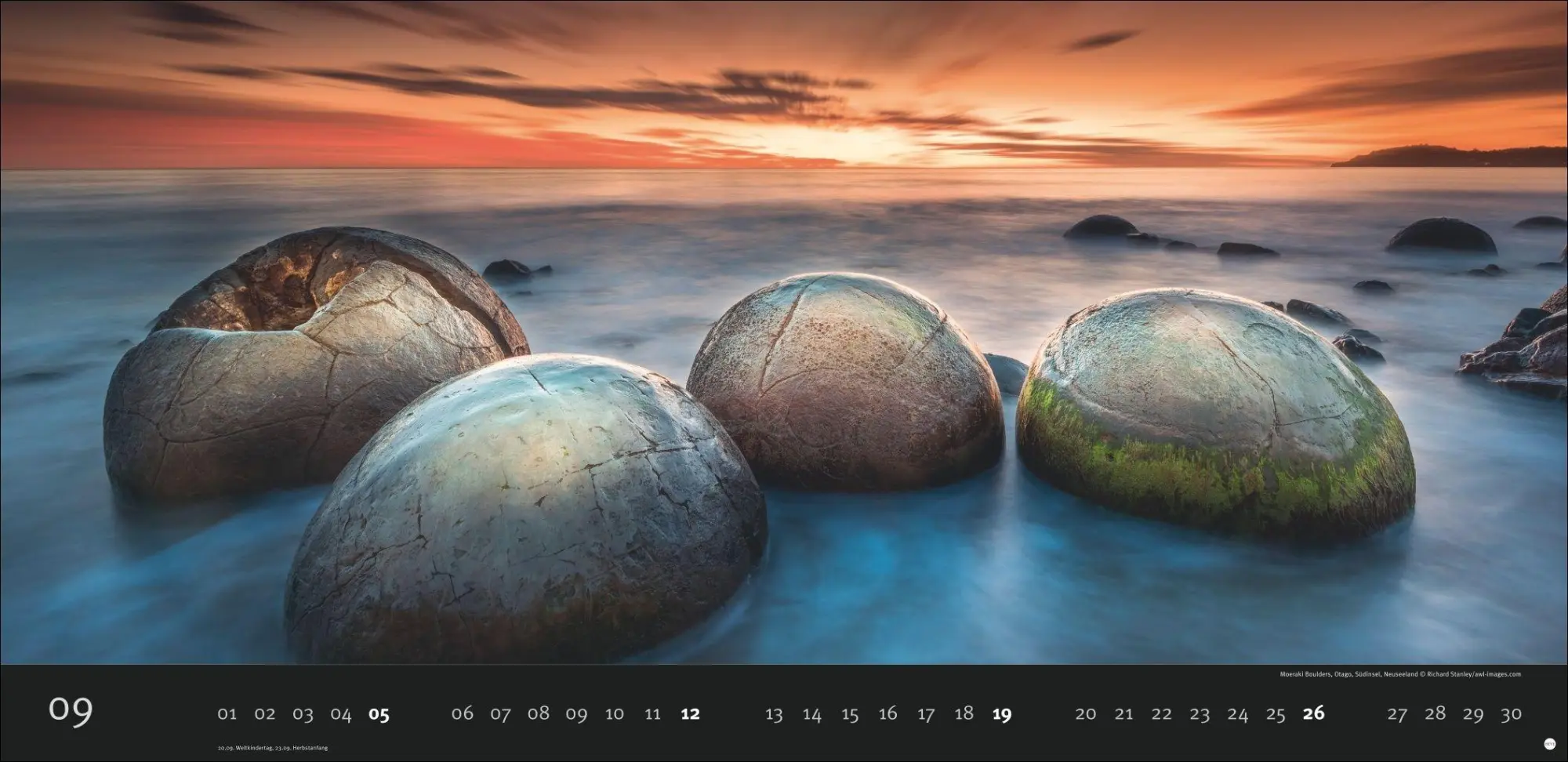 Bild: 9783756417308 | Magic Moments Panoramakalender 2027 | Harenberg | Kalender | 14 S.