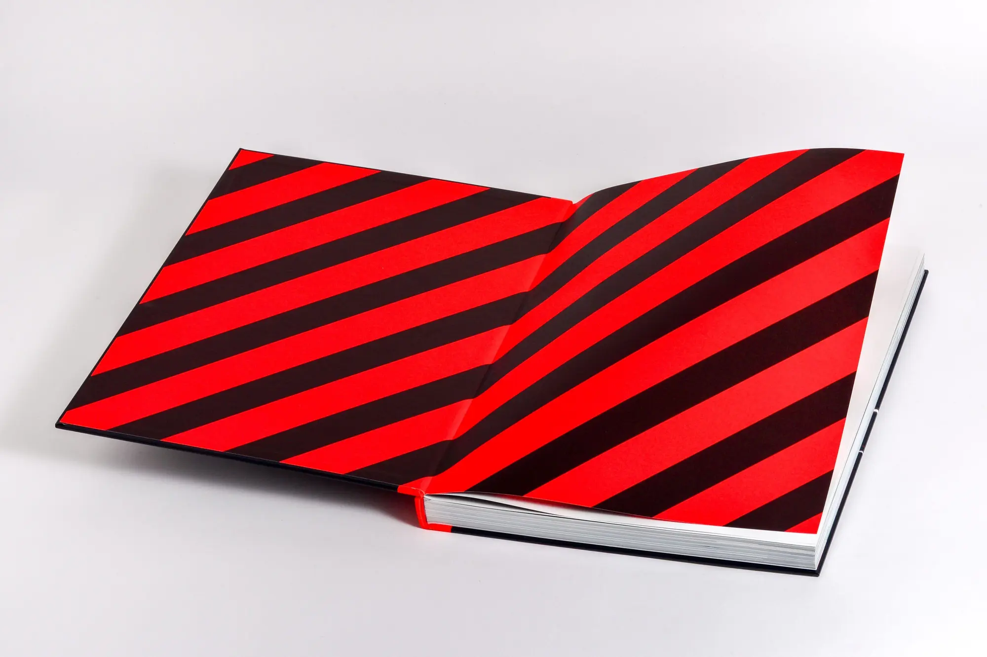 Bild: 9783791391809 | Porsche 911 | Die Kunst der Geschwindigkeit | René Staud (u. a.)