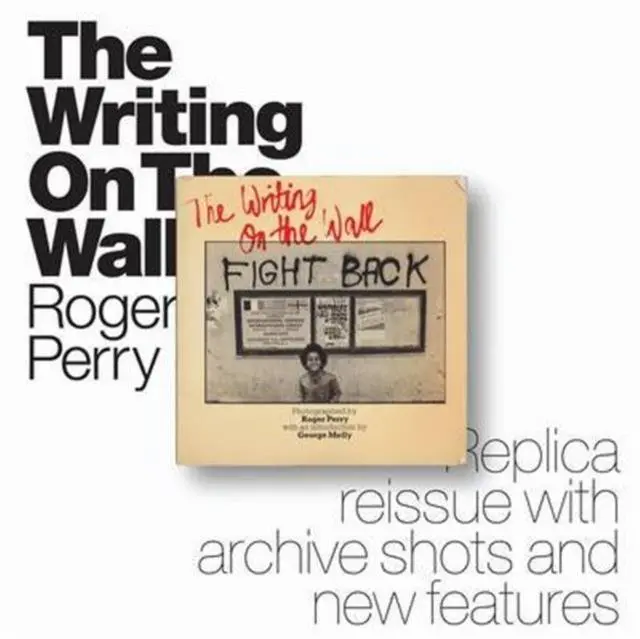 Cover: 9780993152009 | The Writing on the Wall | Roger Perry | Taschenbuch | Englisch | 2015