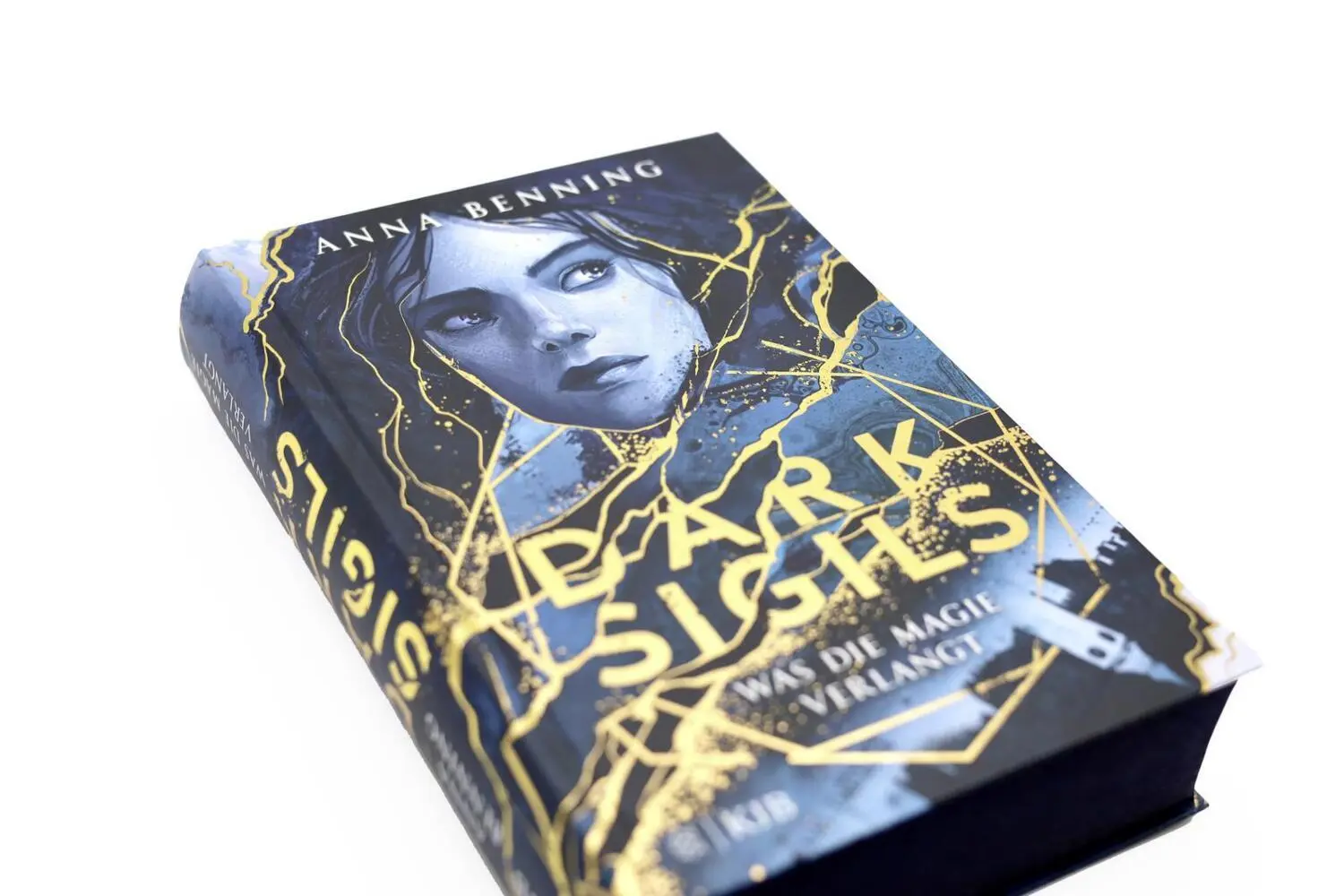 Rückseite: 9783737362009 | Dark Sigils - Was die Magie verlangt | Band 1 Deutsche Ausgabe | Buch