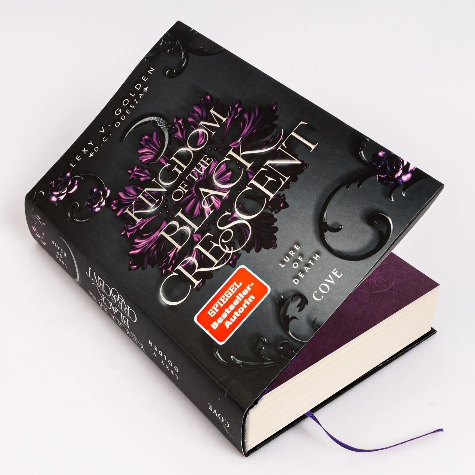 Bild: 9783551585509 | Kingdom of the Black Crescent 2: Lure of Death | Golden (u. a.) | Buch