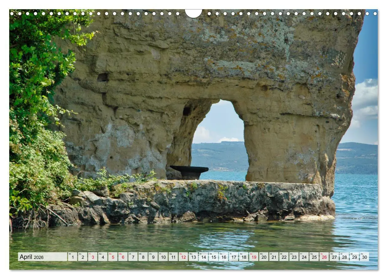 Bild: 9783457728109 | Bolsenasee Smaragd im Latium (Wandkalender 2026 DIN A3 quer),...