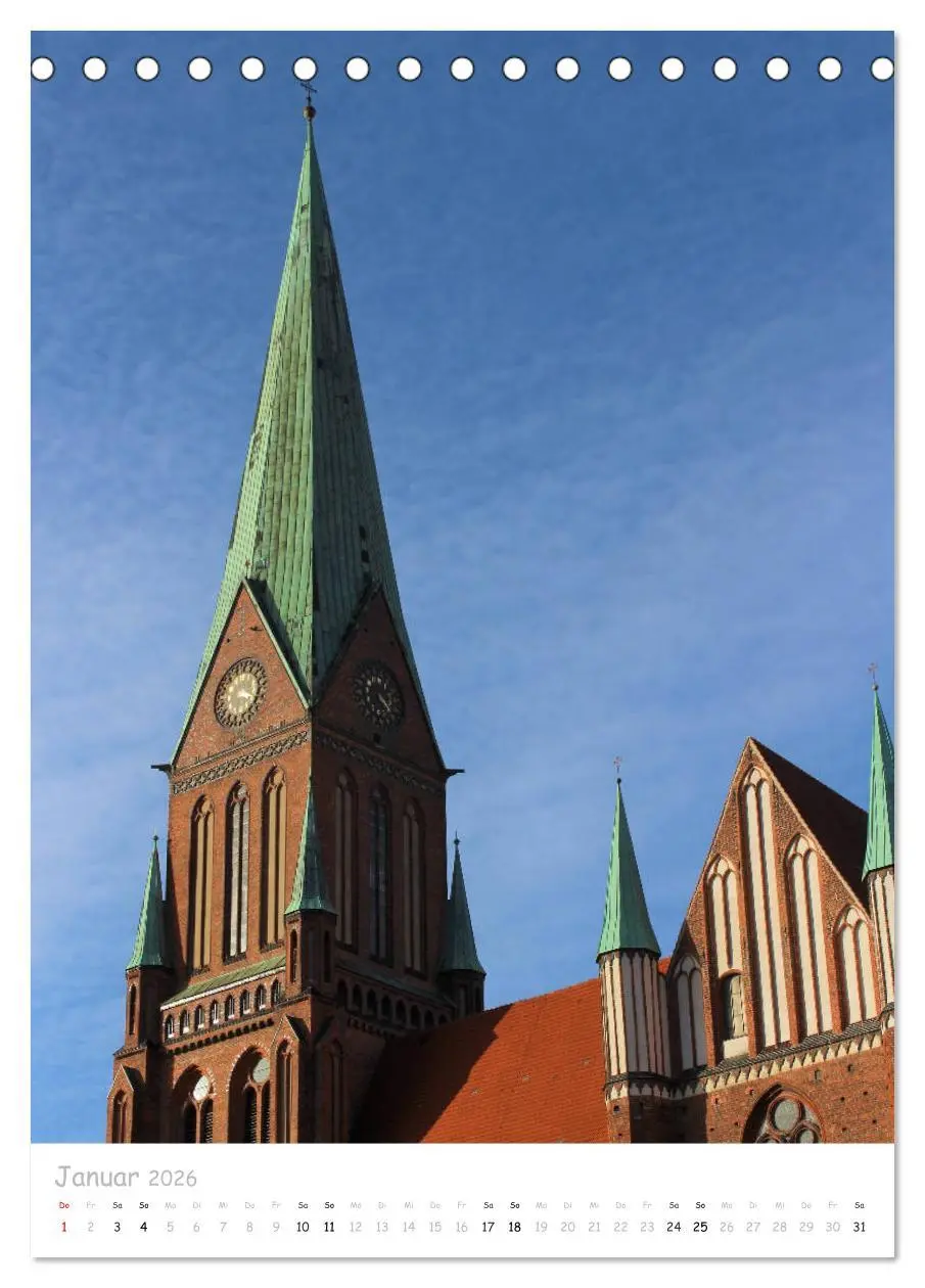 Bild: 9783516399509 | Ein Tag durch Schwerin (Tischkalender 2026 DIN A5 hoch), CALVENDO...