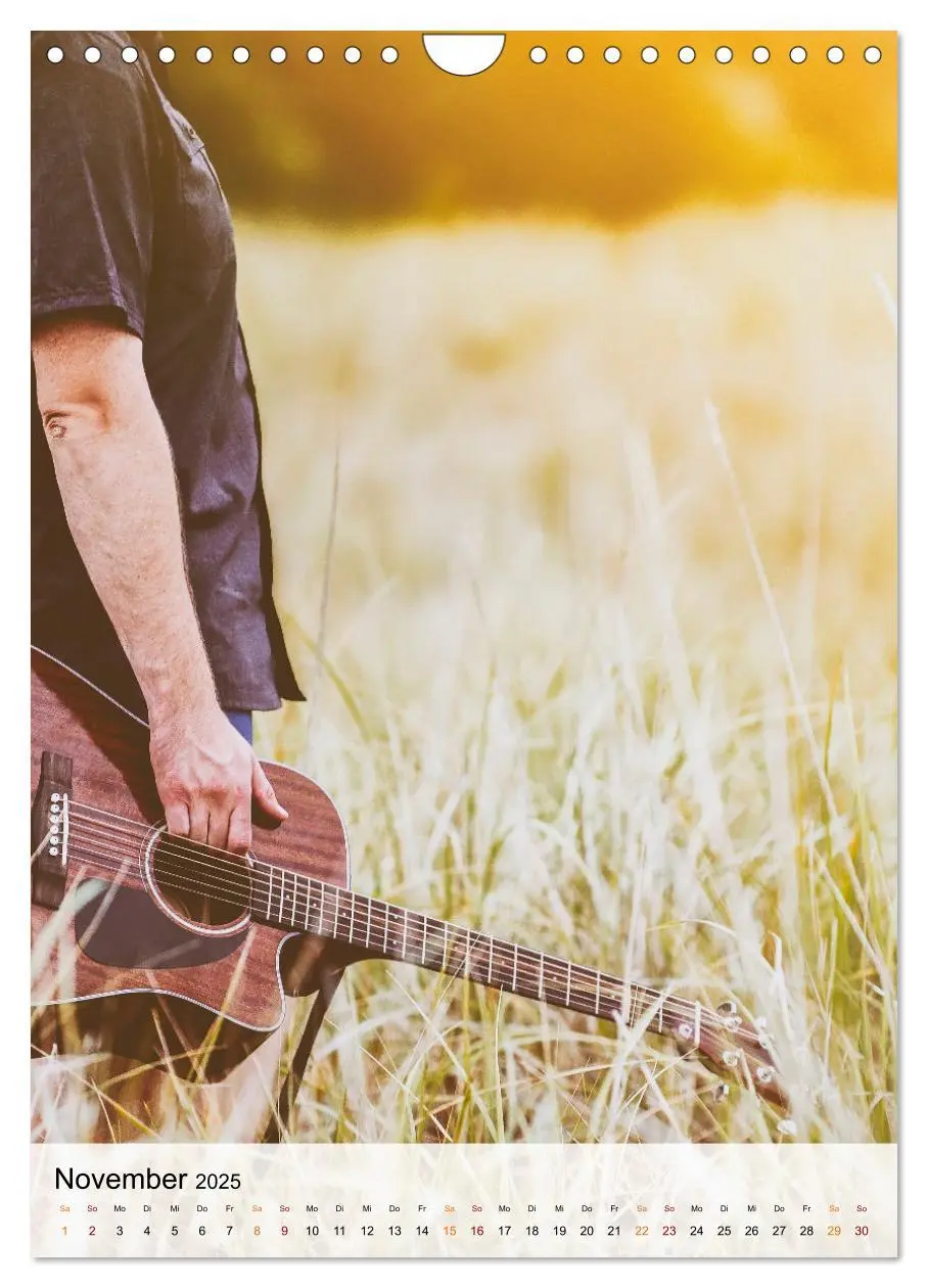 Bild: 9783435911110 | Gitarren Liebe (Wandkalender 2025 DIN A4 hoch), CALVENDO...