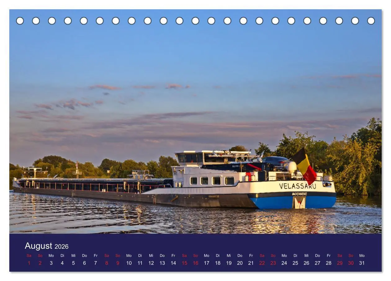 Bild: 9783457382110 | Binnenschiffe im Norden (Tischkalender 2026 DIN A5 quer), CALVENDO...