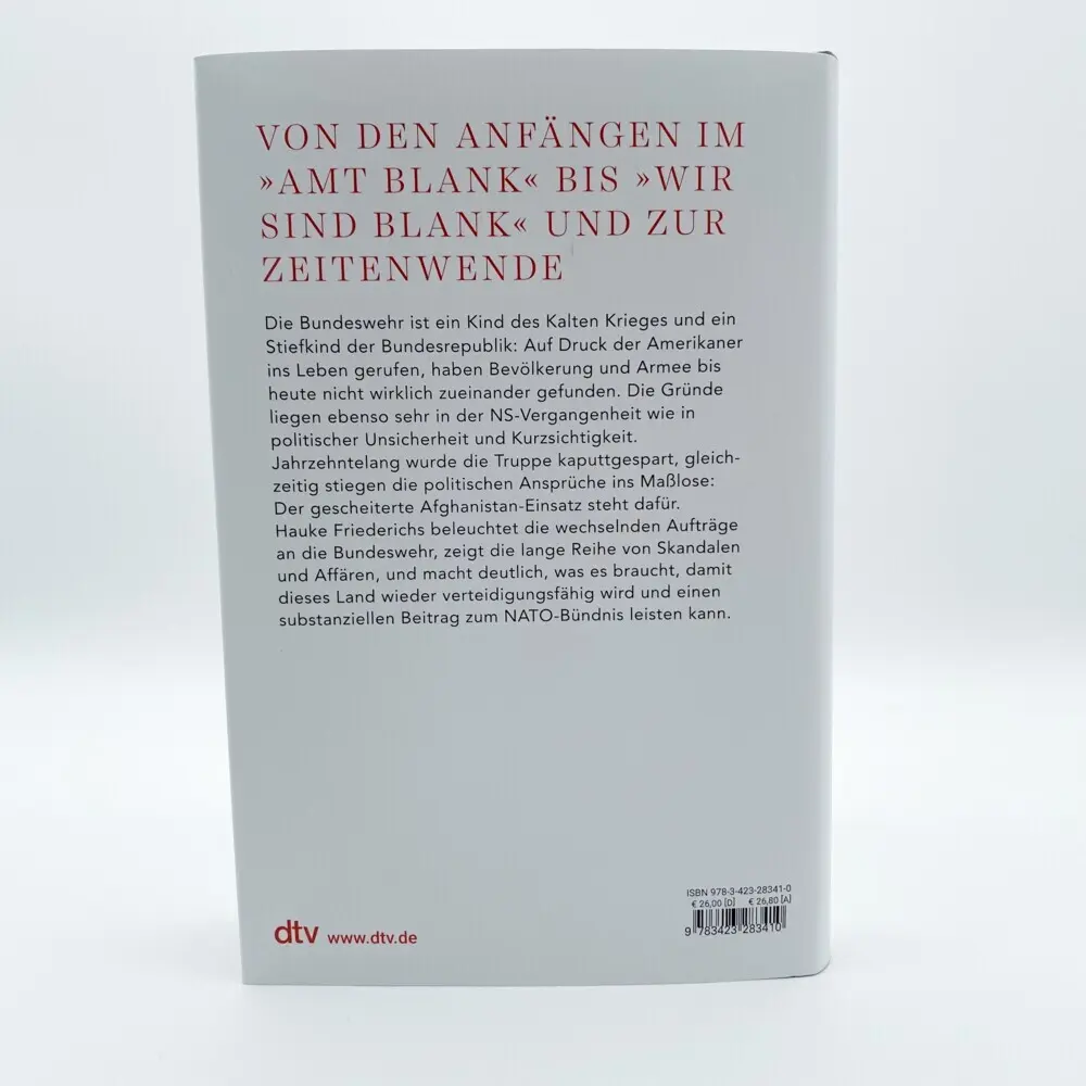 Bild: 9783423283410 | Spielball der Politik | Eine kurze Geschichte der Bundeswehr | Buch