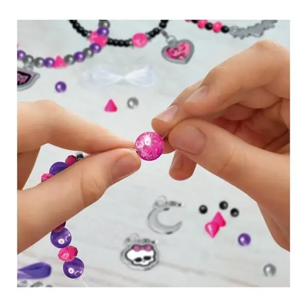 Bild: 3181860205310 | Lansay Monster High Armbänder | 6 Anhänger | 3220531 | 2024