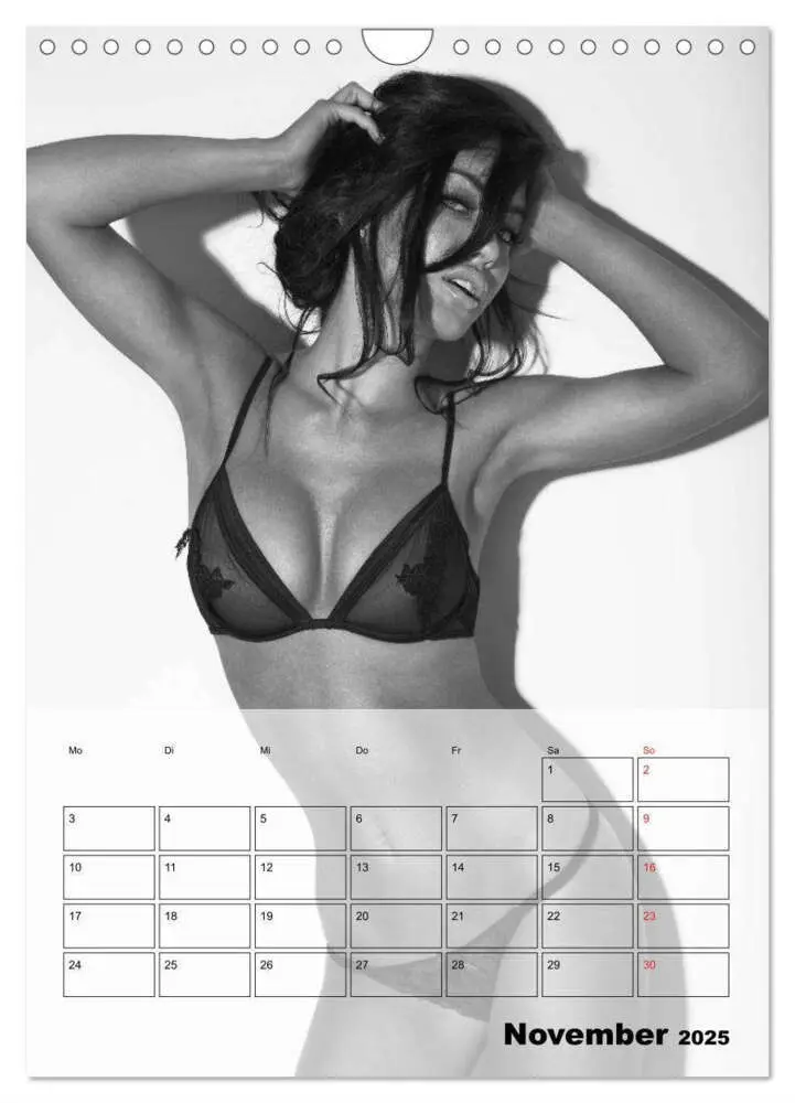 Bild: 9783457036310 | Knisternde Erotik in schwarz-weiß (Wandkalender 2025 DIN A4 hoch),...