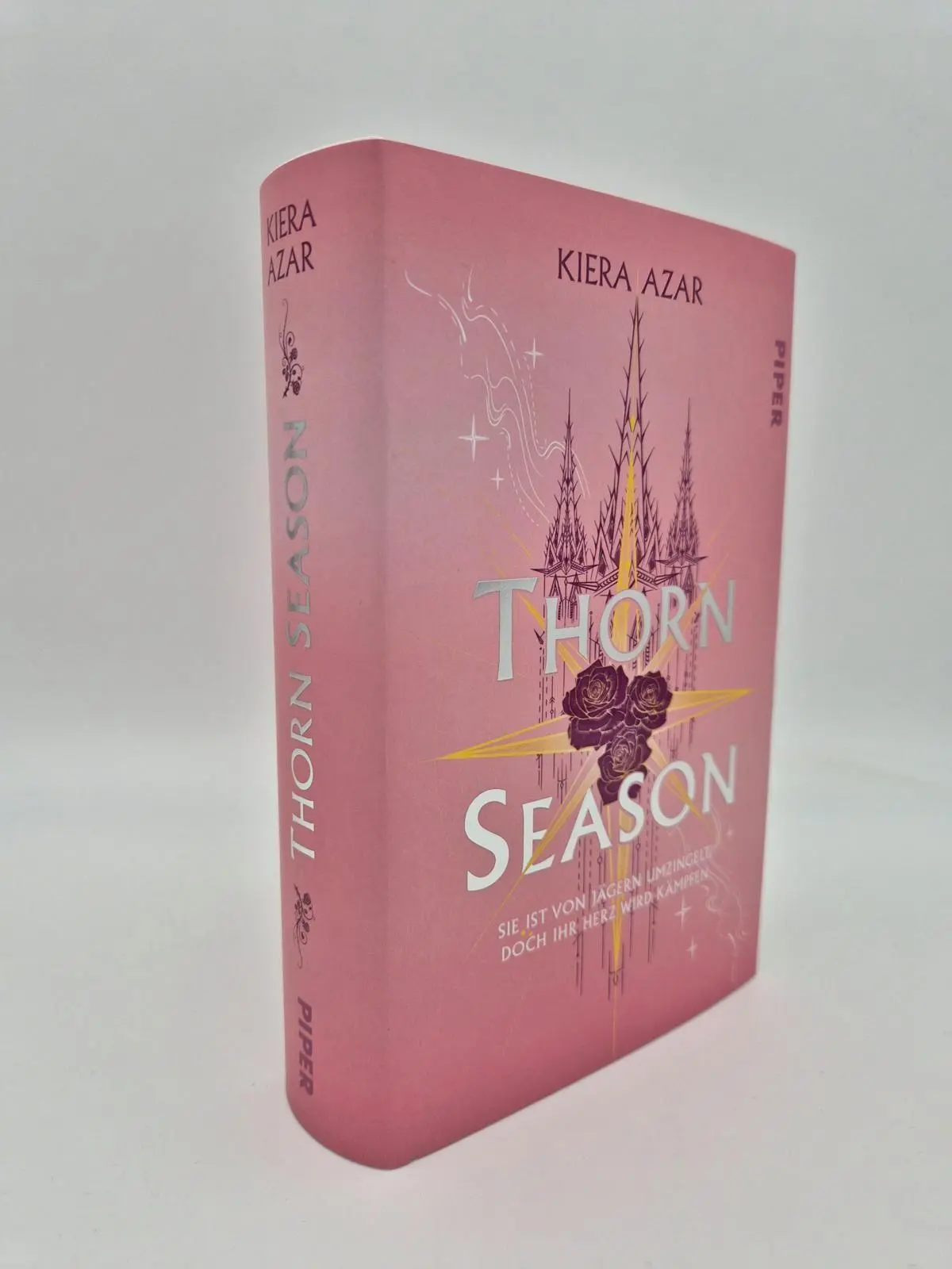 Bild: 9783492709910 | Thorn Season | Kiera Azar | Buch | 576 S. | Deutsch | 2026