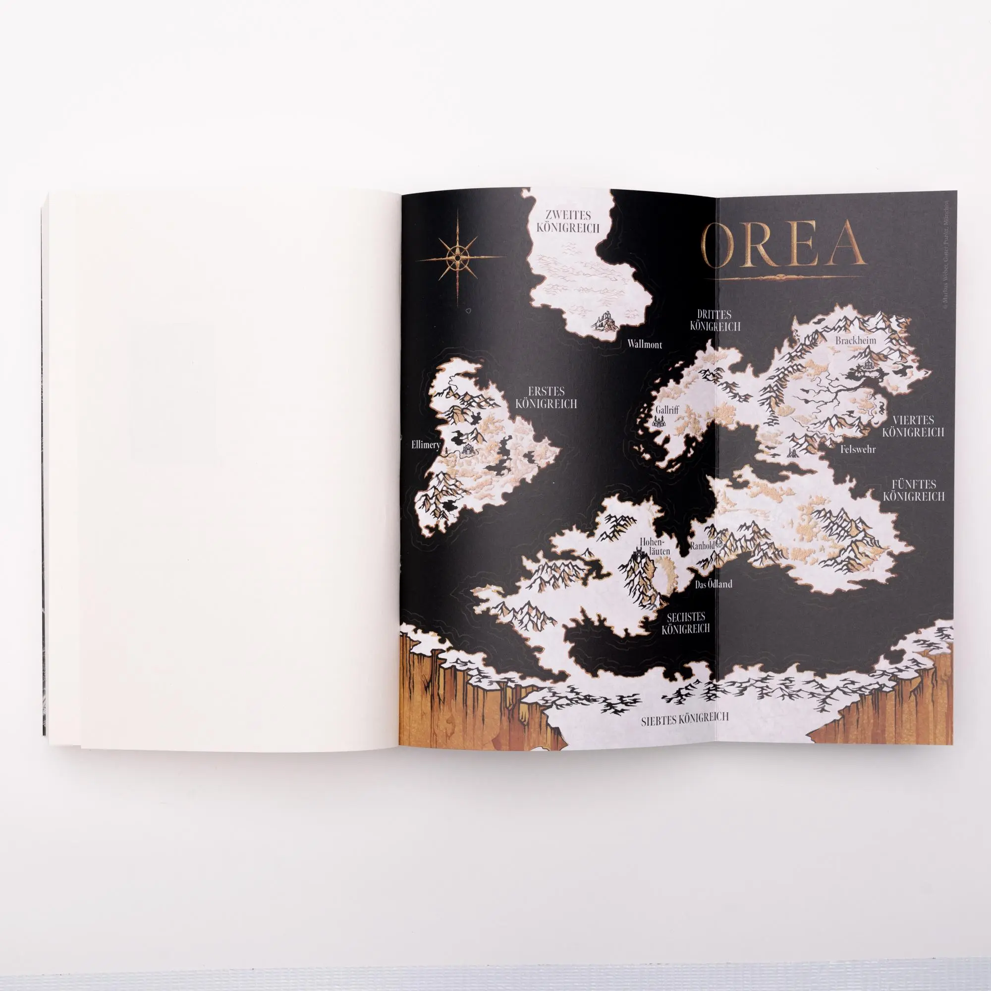 Bild: 9783499011511 | The Darkest Gold - Die Verräterin | Raven Kennedy | Taschenbuch | 2023