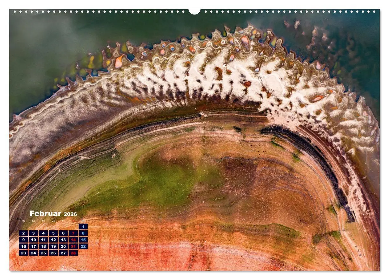 Bild: 9783457421611 | ABOVE - Die Welt von oben in ihrer abstraktesten Form (Wandkalender...