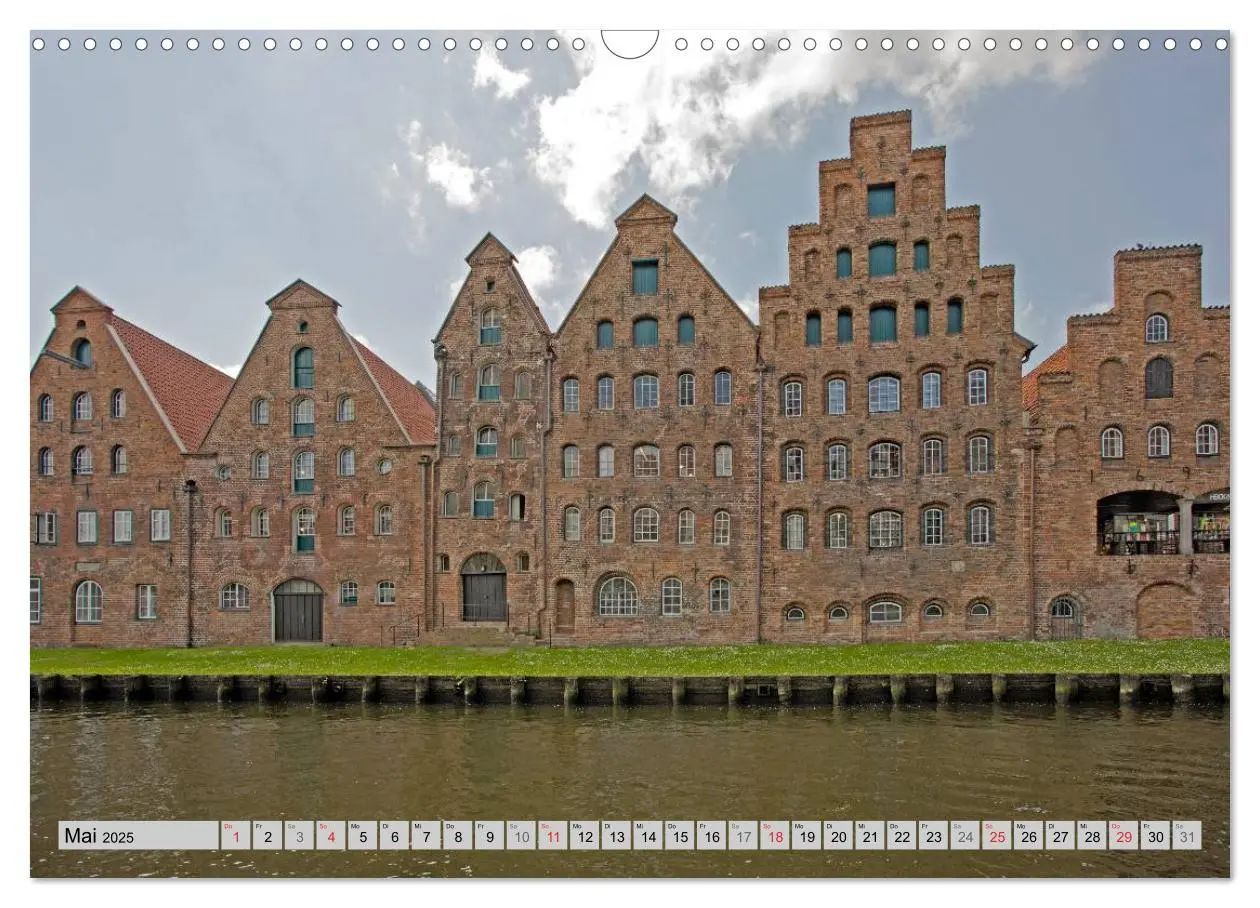 Bild: 9783435682911 | Hansestadt Lübeck (Wandkalender 2025 DIN A3 quer), CALVENDO...